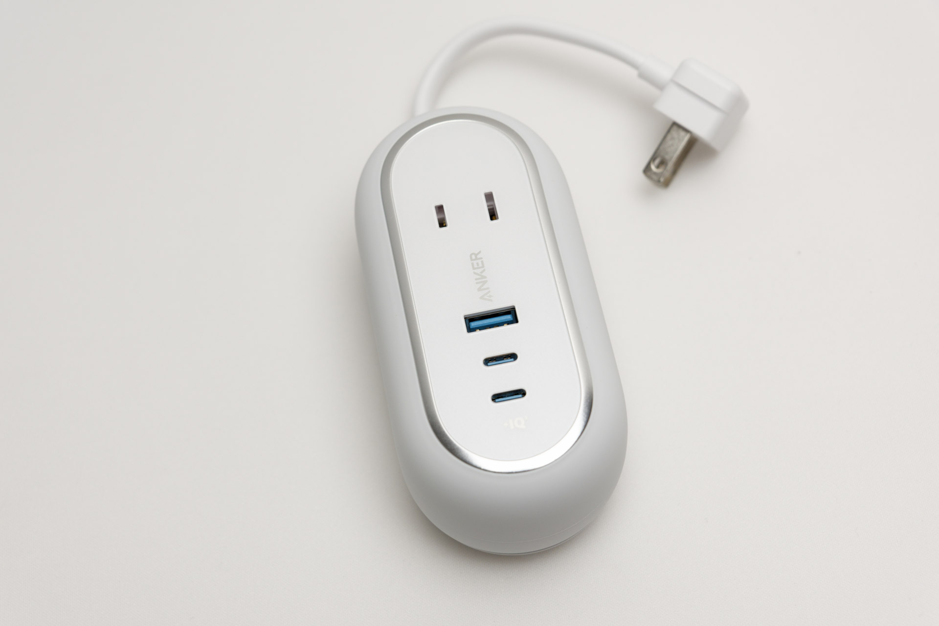 上面にACとType-C×2、Type-A×1