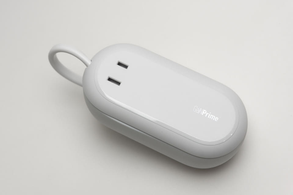電源ケーブルの出し入れは変幻自在。USBポート付き電源タップ「Anker