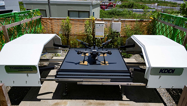 充電ポート付きドローン「G6.0&NEST」