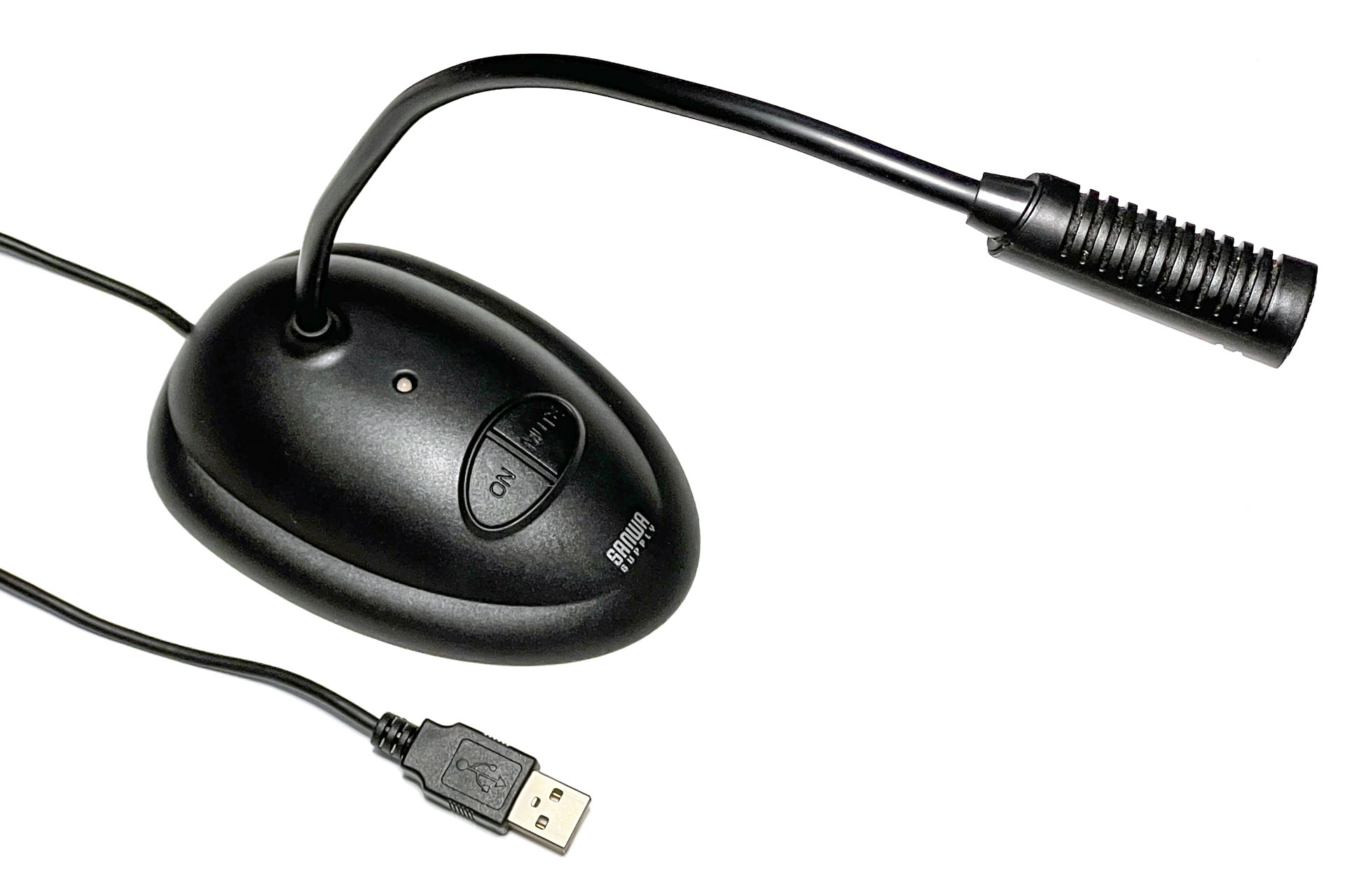 オンライン会議や音声入力でよく使っているマイクはサンワサプライ<a href="https://www.sanwa.co.jp/product/syohin?code=MM-MCUSB25" class="strong bn" target="_blank">「USBマイクロホン MM-MCUSB25」</a>。マイク側でUSB接続のオンオフができるためPCと接続しっぱなしでよく、ミュートスイッチもあり、声に適した音質だったりもして、いろいろと好都合＆便利。ただしこの機種は廃盤品で、後継機種は<a href="https://www.sanwa.co.jp/product/syohin?code=MM-MCUSB25N" class="strong bn" target="_blank">「USBスタンドマイク MM-MCUSB25N」</a>。