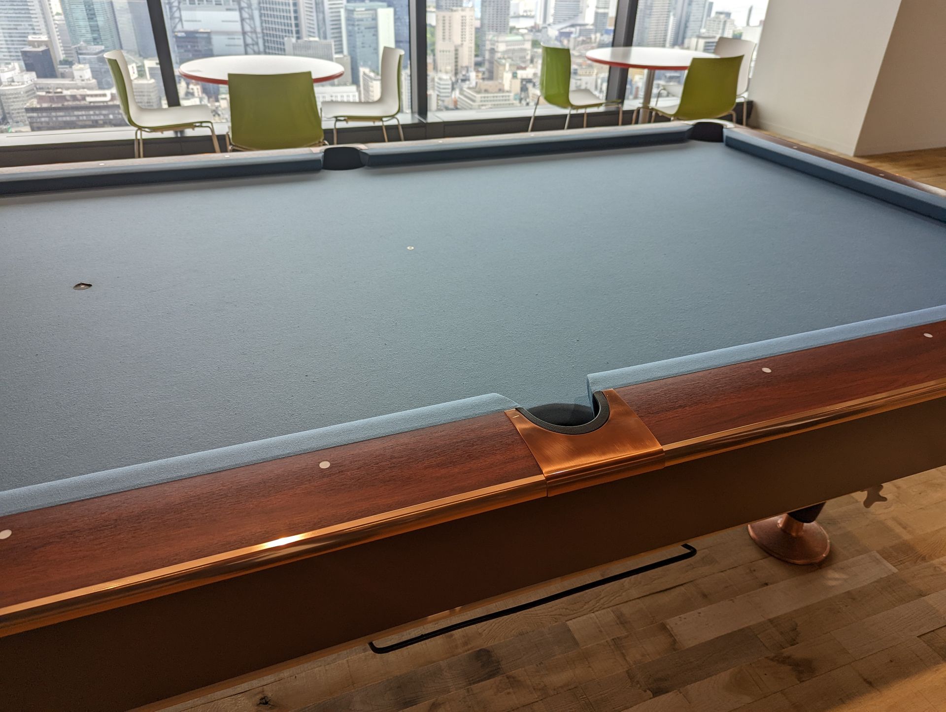 ビリヤード台