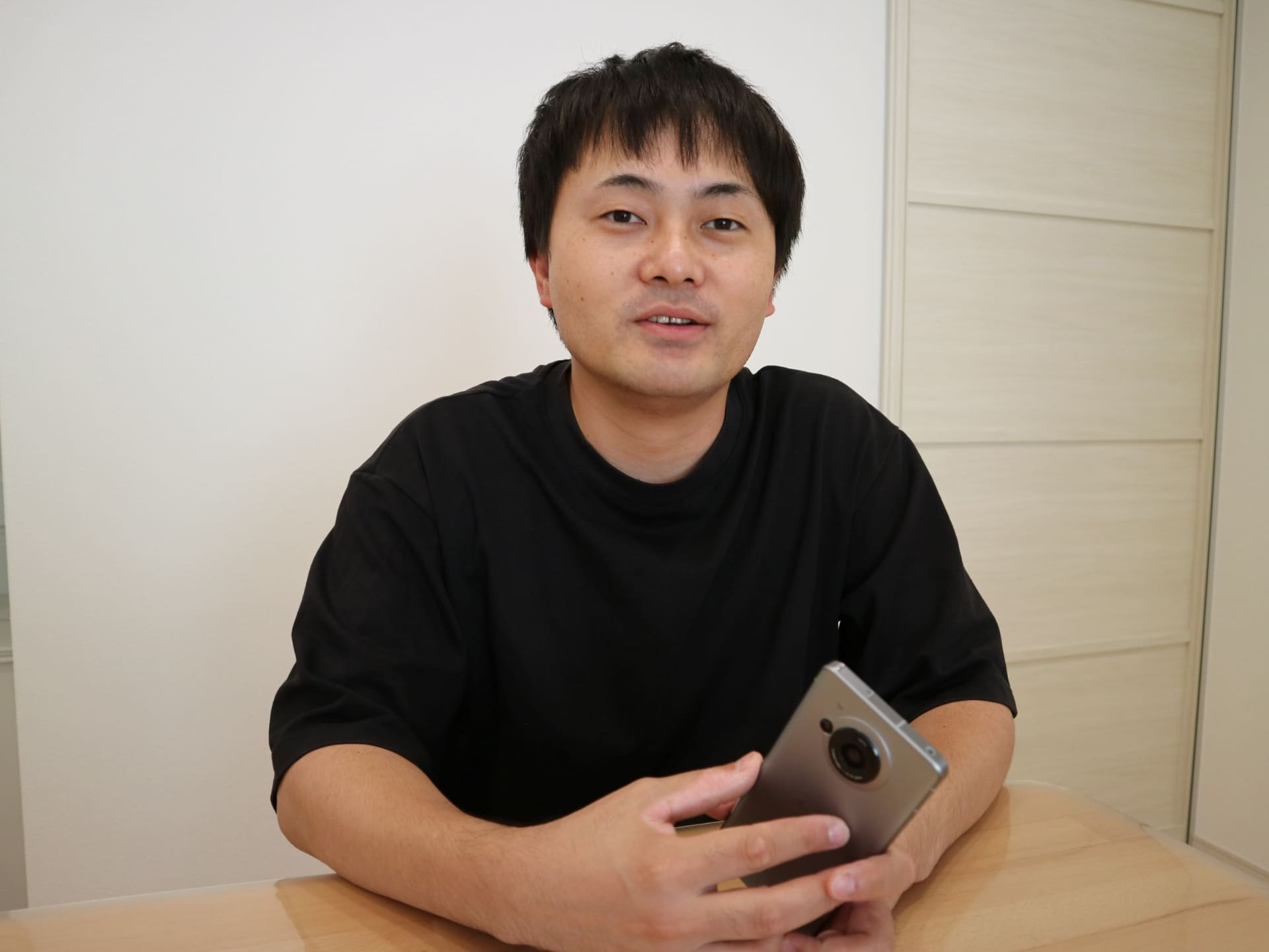 パーソナル通信事業部商品企画部主任の平嶋氏