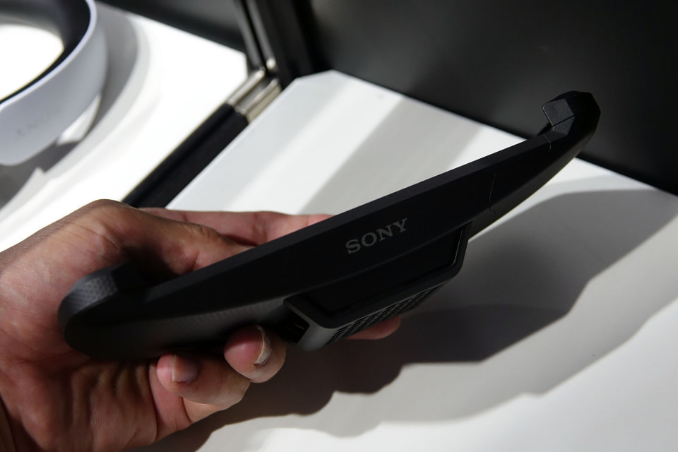 SONY Xperia Stream ゲーミングデバイス ゲーミングギア「Xperia Stream」クイックフォトレビュー