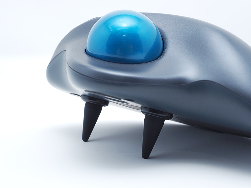 角度調整のできあがり。シリコンのすべり止めが効いており、ガタつきもない