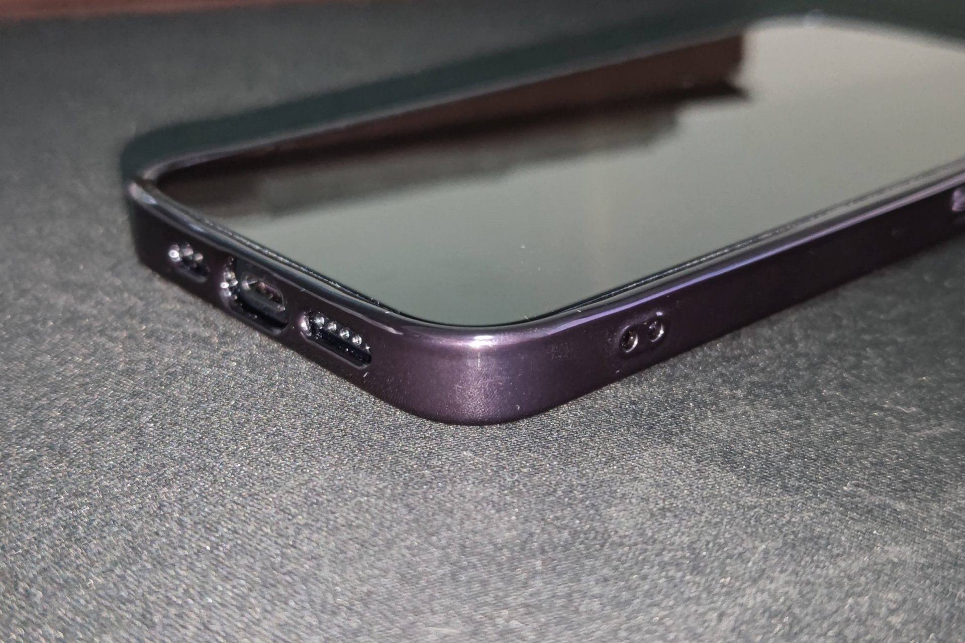 ケース、保護フィルム装着済み