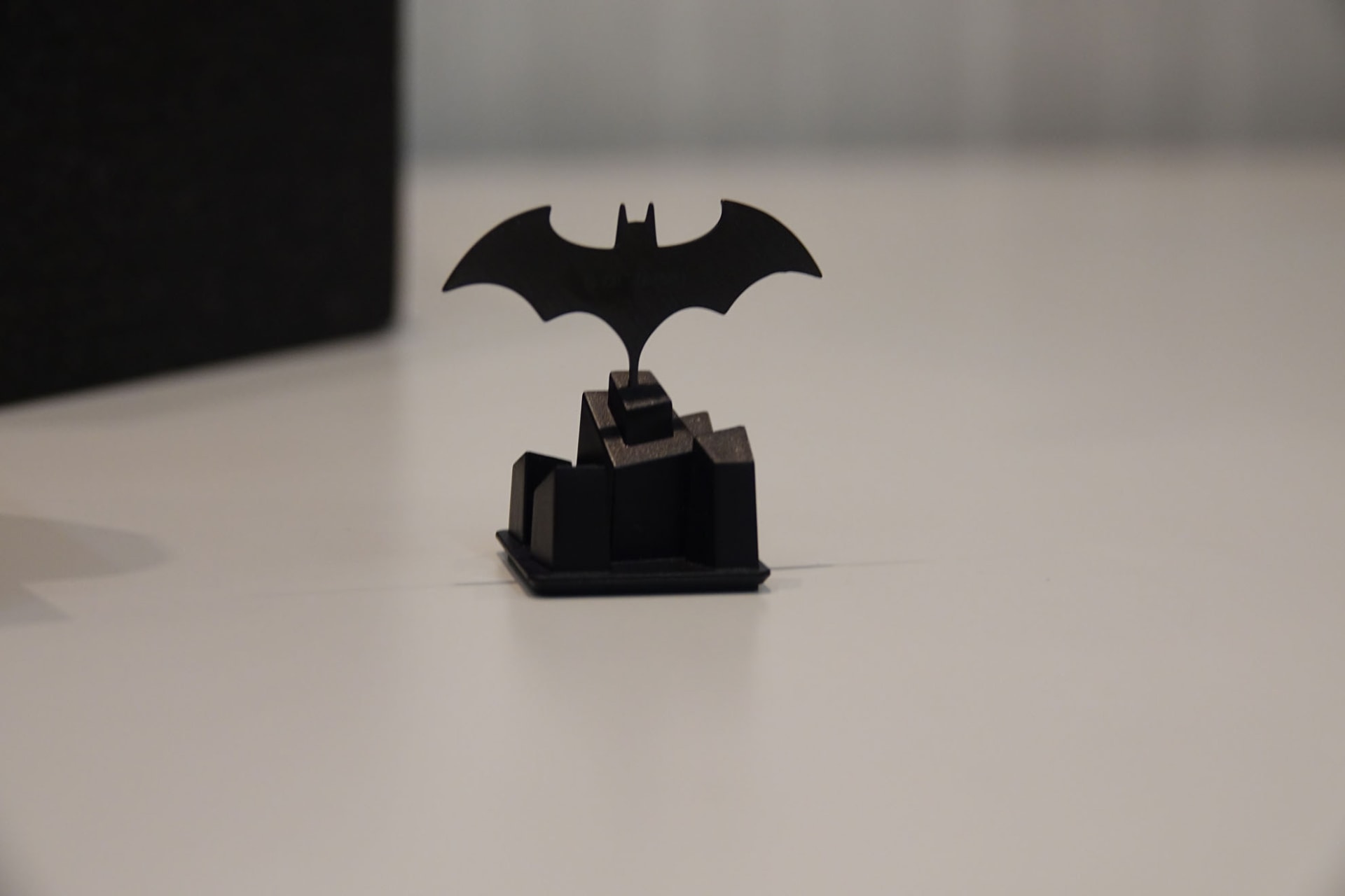 バットラング型SIMイジェクトピンセット