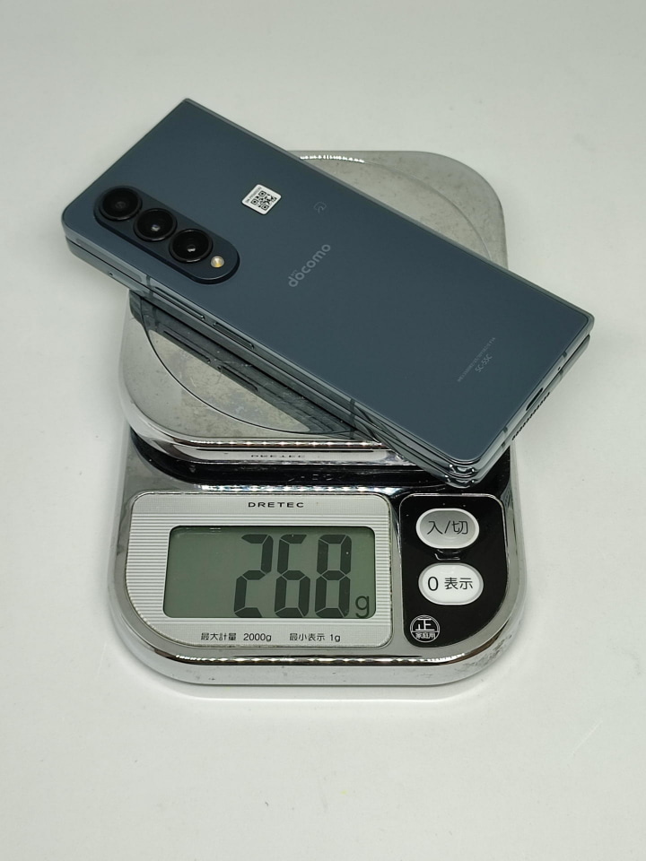 Galaxy Z Fold4」のケースを迷って3つも買ってしまった - ケータイ Watch