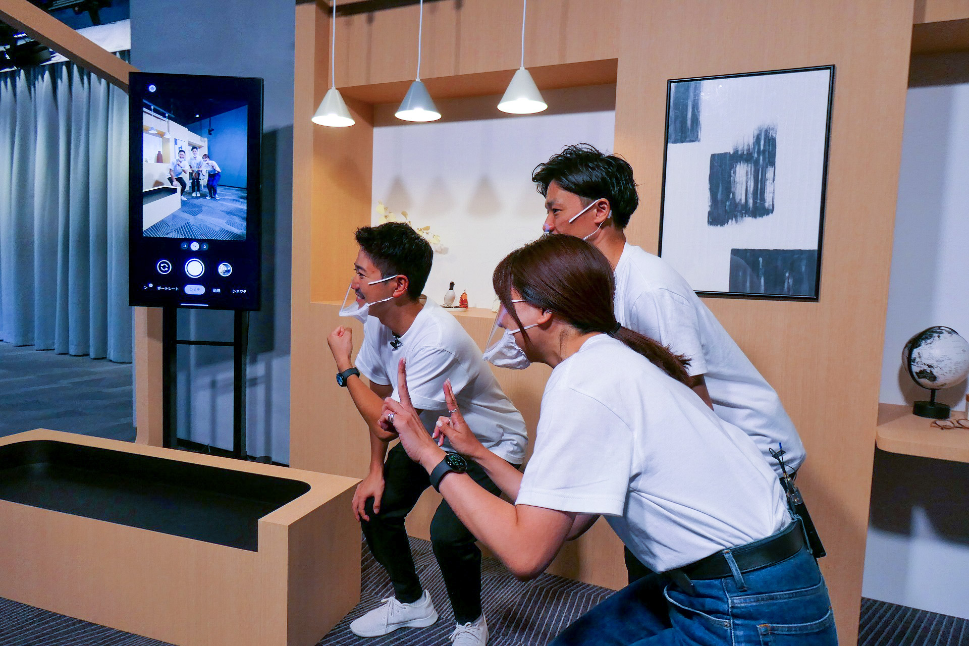 離れた場所にあるスマホのカメラをリモートで操作して、Pixel Watchで撮影