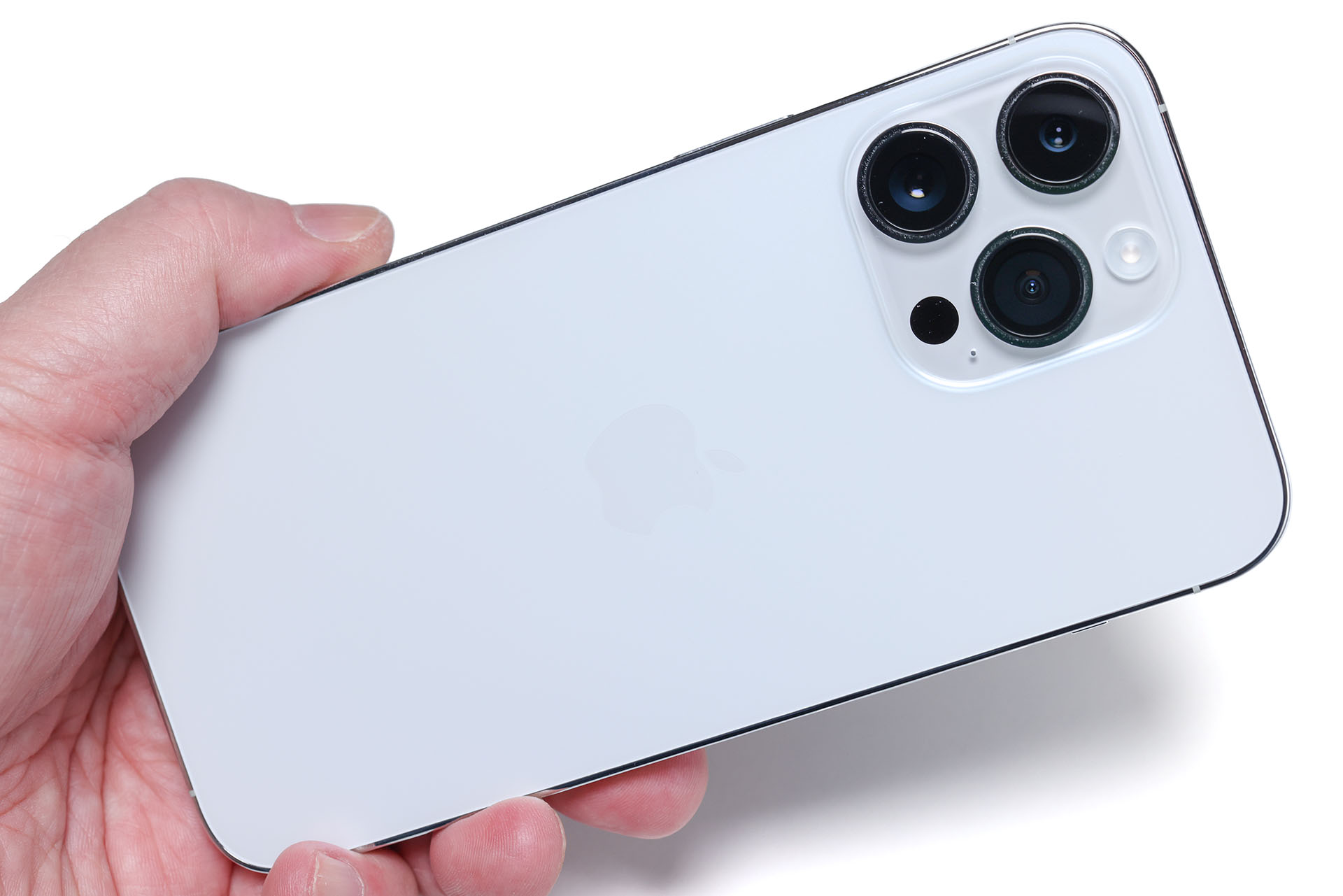 iPhone 14 Pro Maxの256GB・シルバーを購入した。価格は17万9800円。