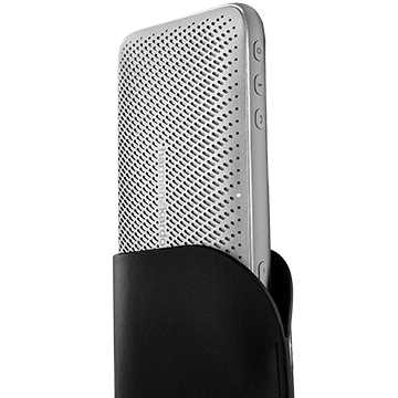 専用のキャリングポーチが付属します