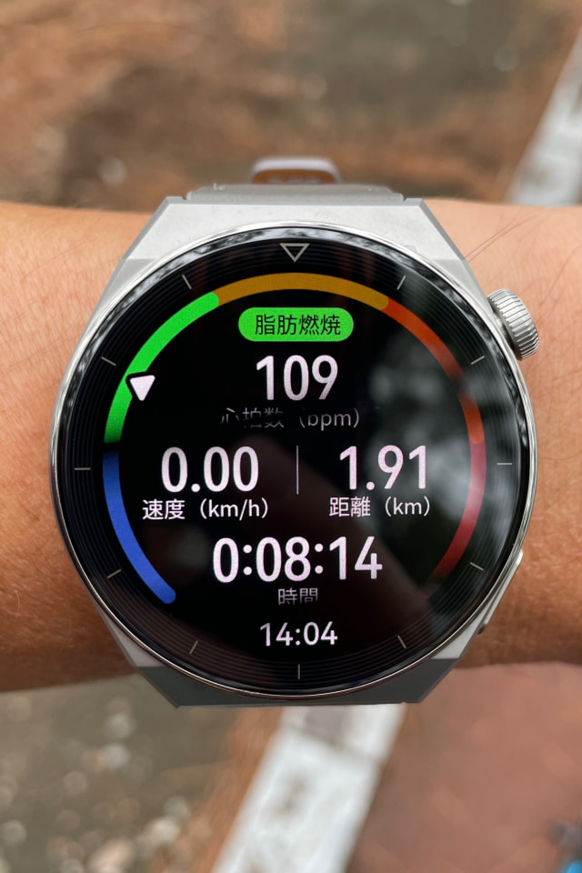 フォーマルなルックスとヘルスケアを両立、「HUAWEI WATCH GT 3 Pro