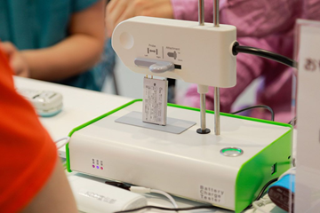 バッテリーテスター