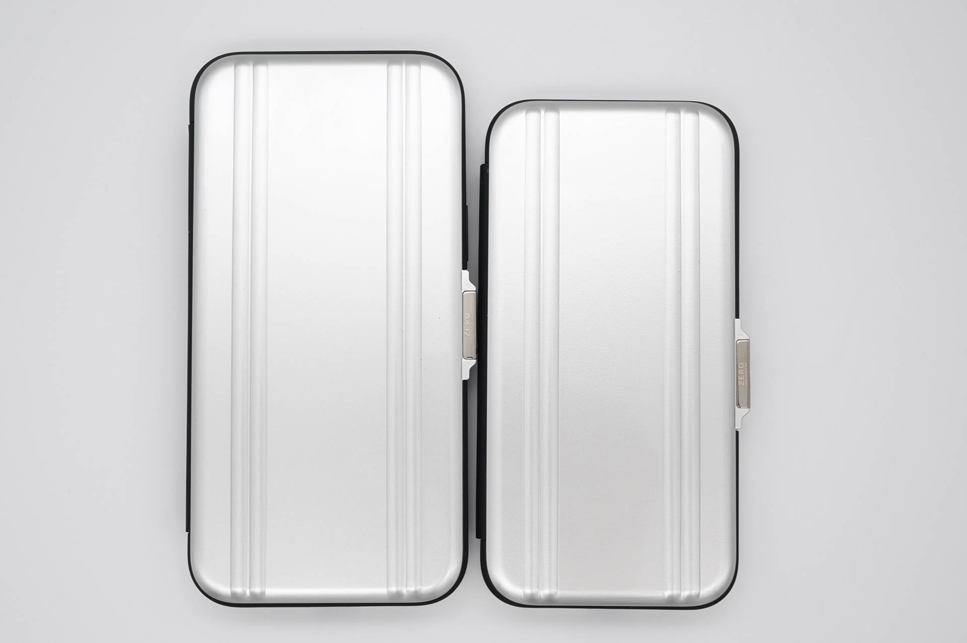 iPhone 14 PlusとiPhone 14/14 Proだとサイズが異なる