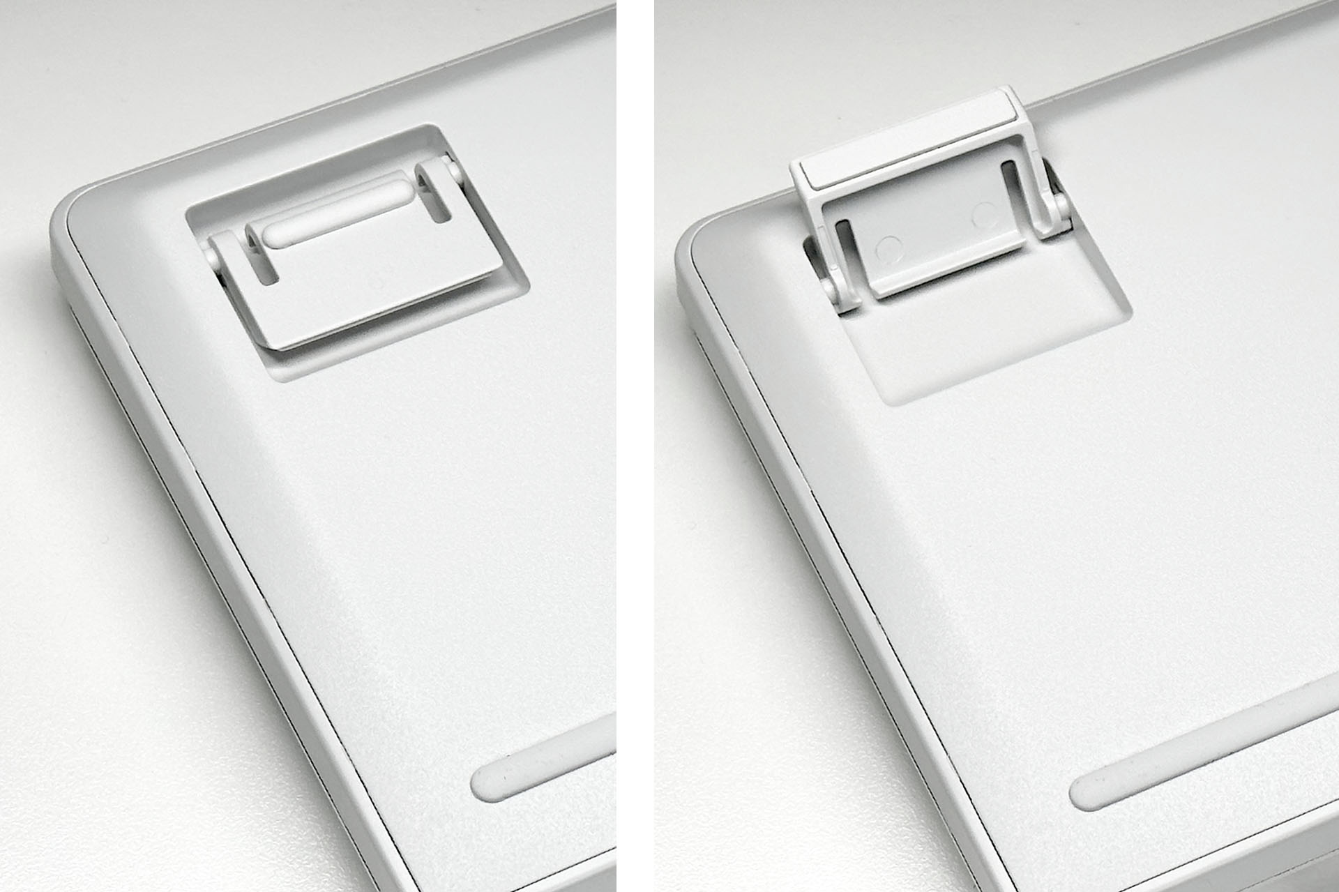 背面には折りたためるスタンドがある。これを格納・展開することで、キーボード上面の角度を5度か8度に変更できる。また底部手前には横長の滑り止めがある。スタンド部分にも滑り止めがあり、格納・展開どちらの状態でも滑り止めが机面に接するようになっている。滑り止めとキーボードの剛性により、机上では非常に安定する