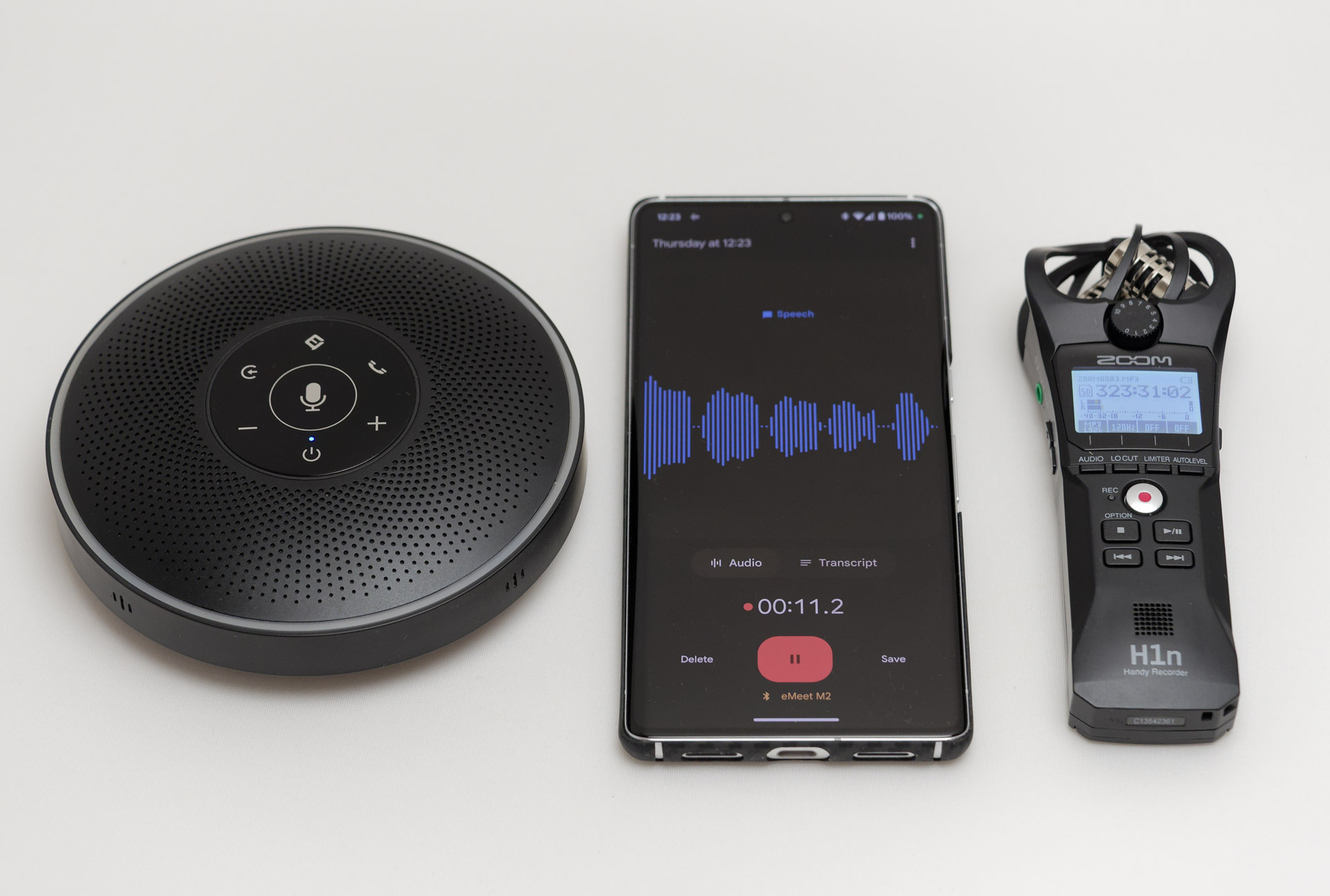 マイクの違いで文字起こし精度に違いが出るのか、確かめてみたりした