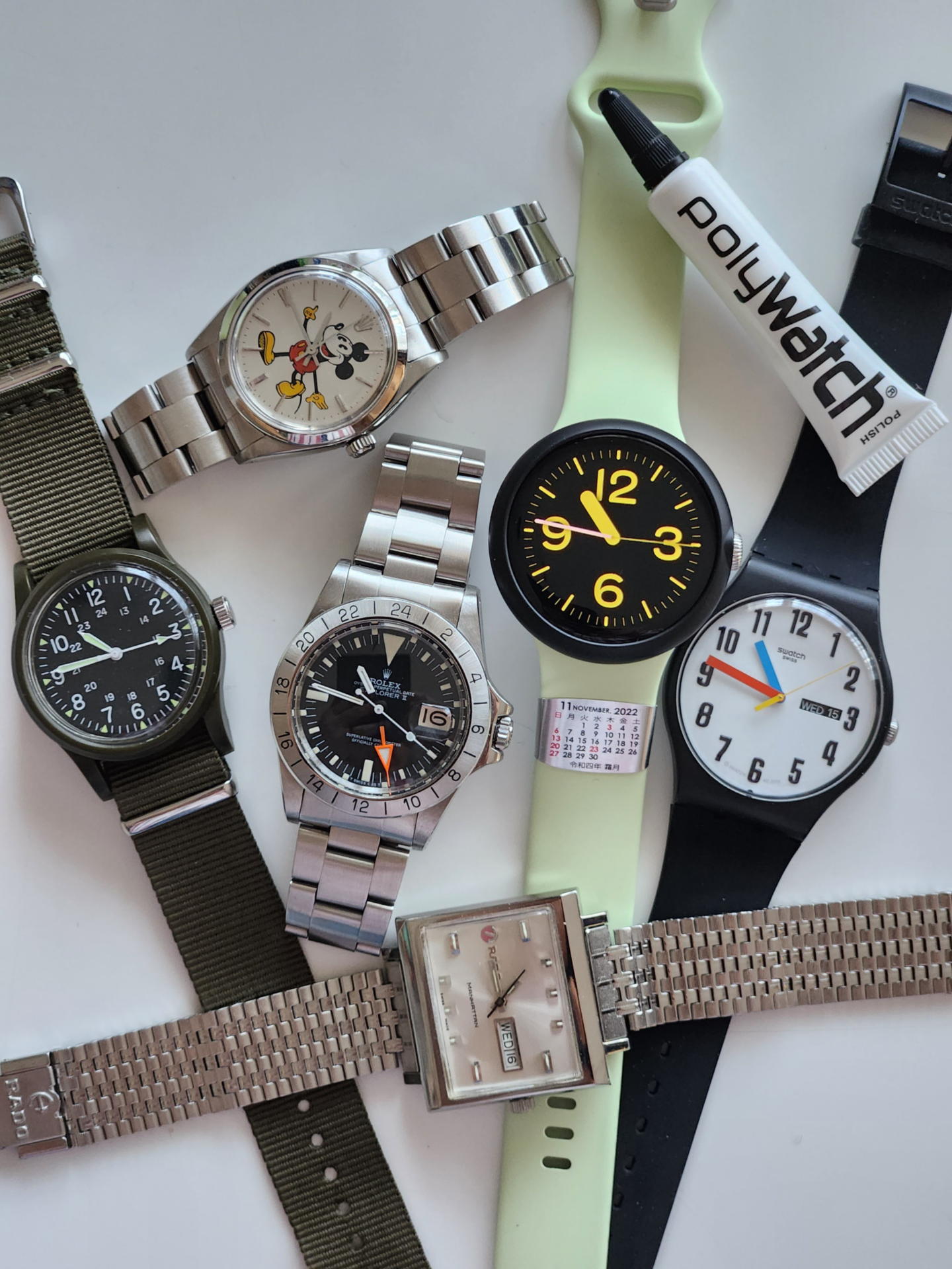 別の手段として“腕時計の傷は勲章”として全く気にしないか……万が一傷ついたらアナログのプラ風防のようにpolyWatchで擦ってみるか。手段はいろいろある