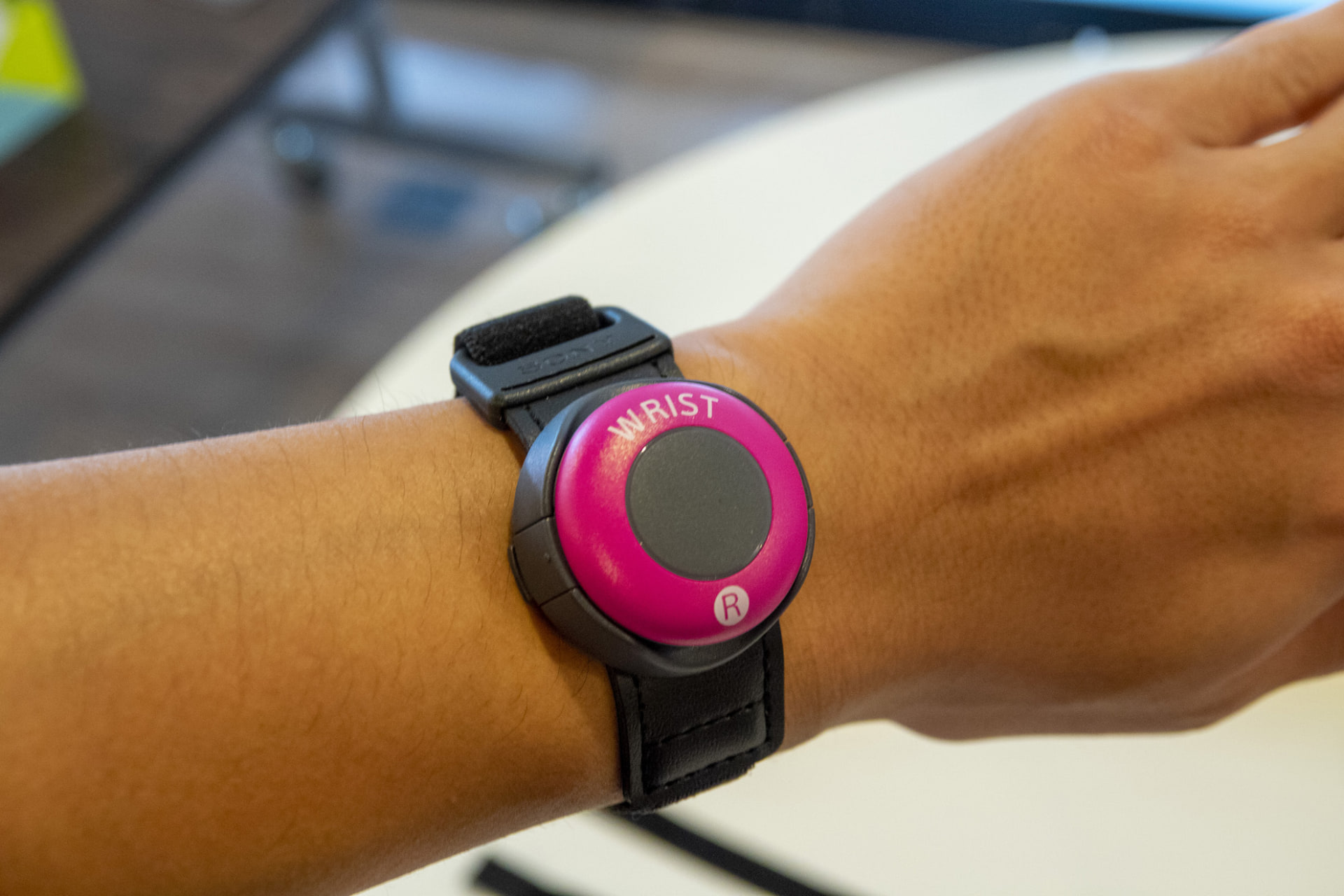 手首のセンサーを装着してみたところ