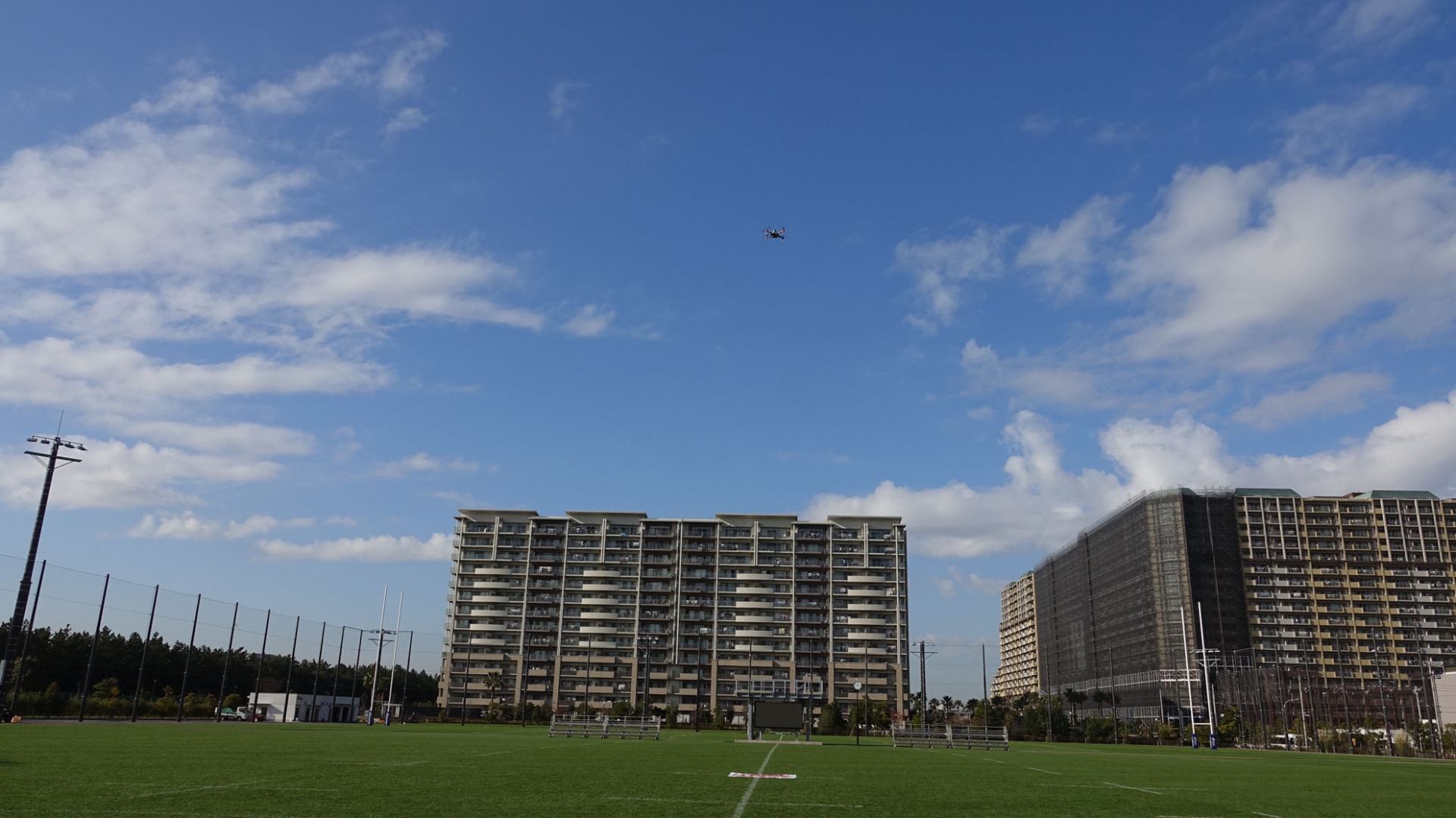 自動でドックに着陸する