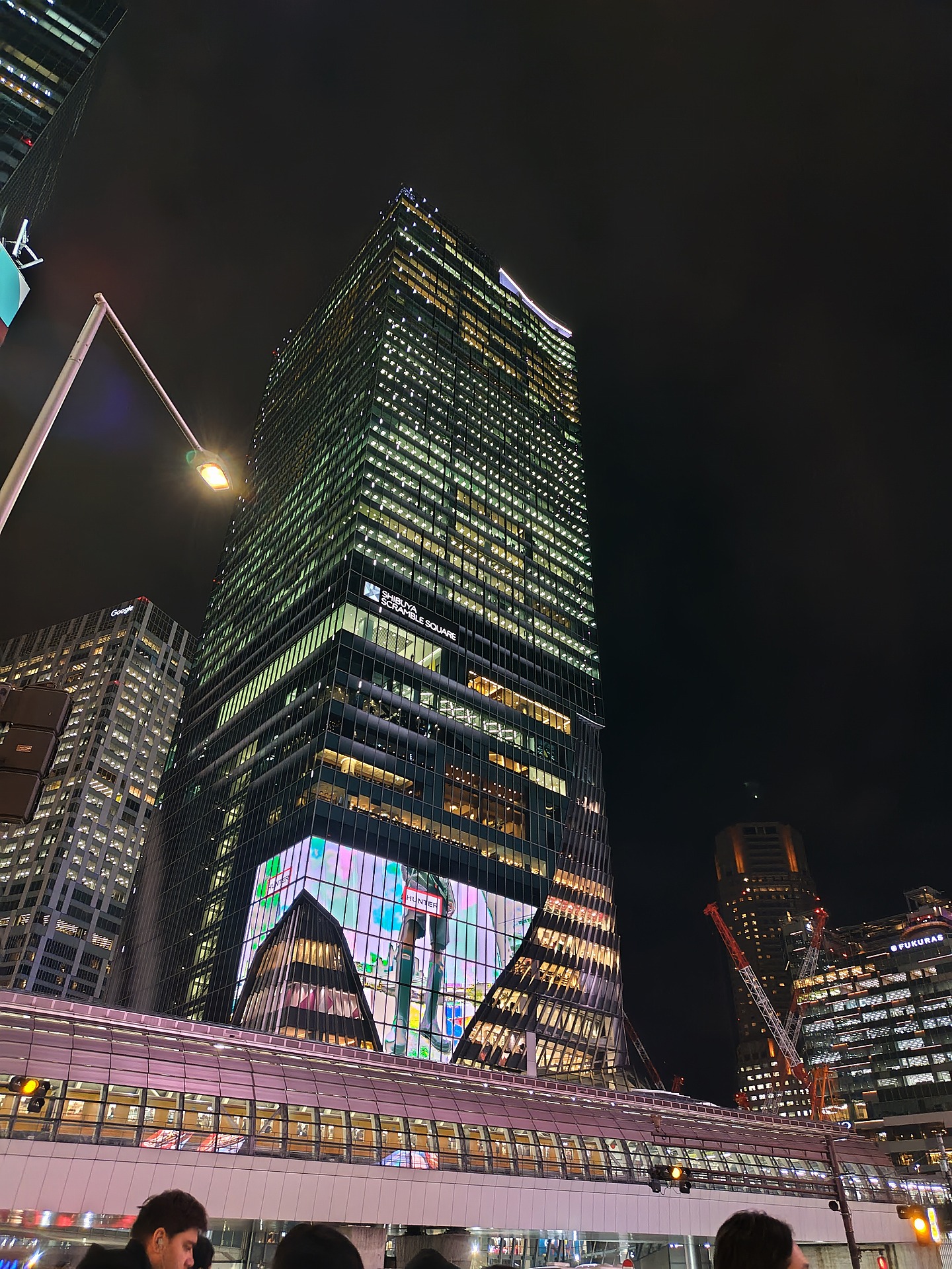 夜景も明るくきれいです。