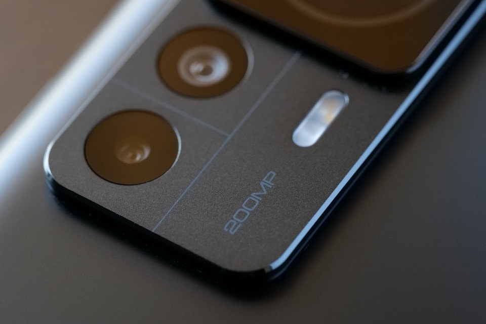 神ジューデン”スマホの2億画素カメラの実力は？ 「Xiaomi 12T