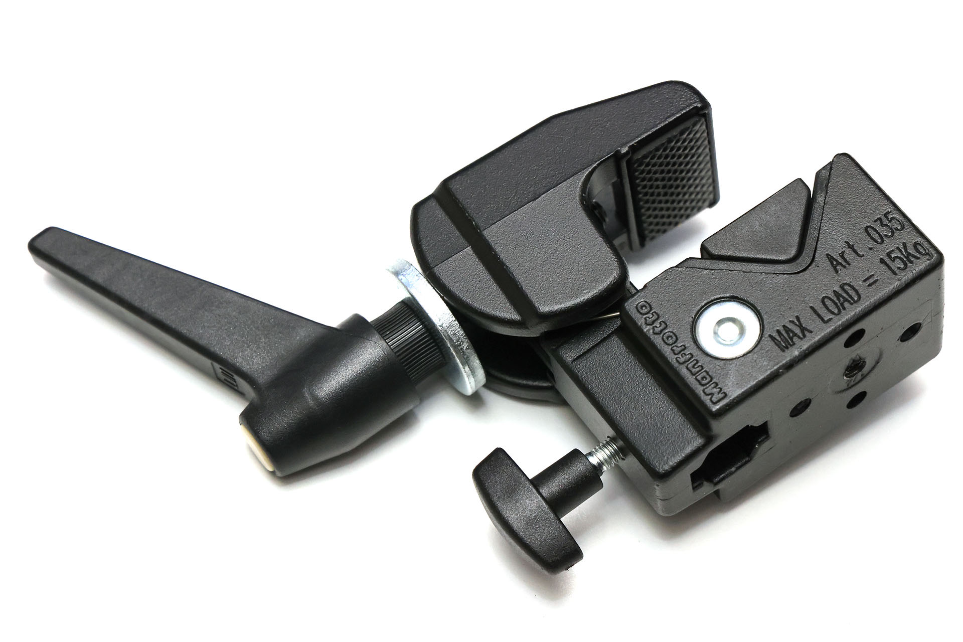 土台となるManfrotto「スーパークランプ（035C）」。Manfrotto直販価格は5984円。