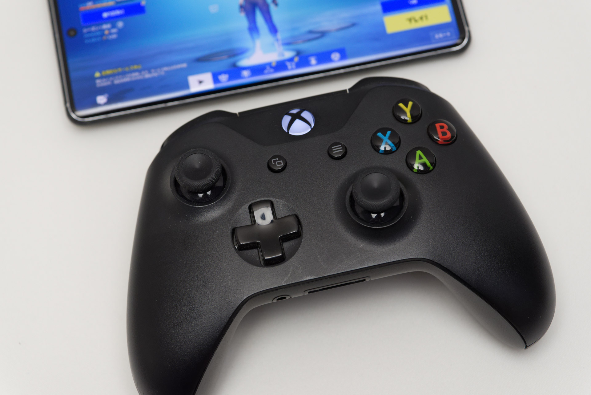 Xbox One コントローラーならフツーに楽しめるけれど……