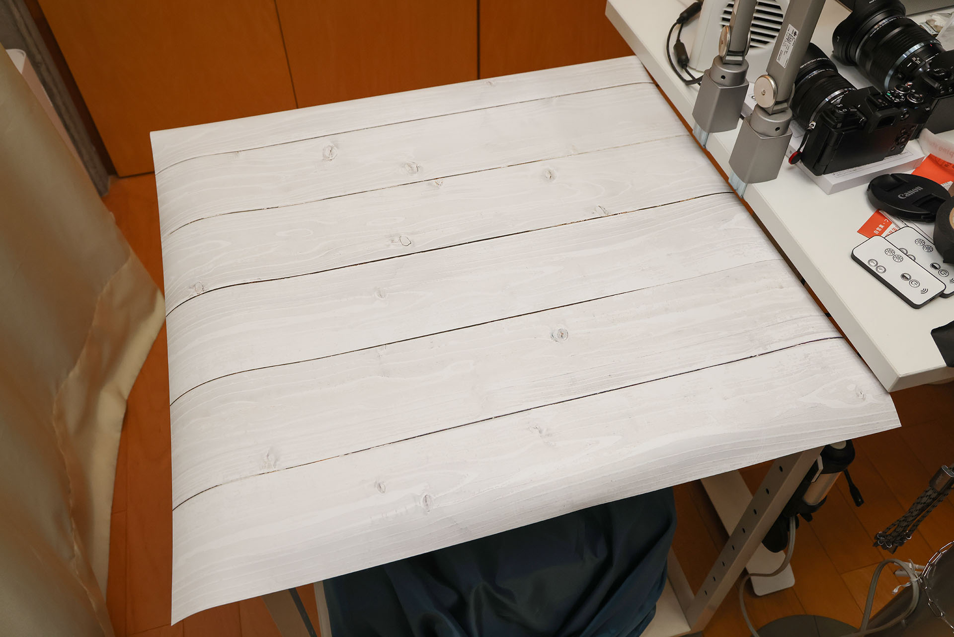 広げたサイズは60×60cm。