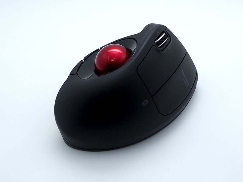 「手首を楽に。」が売り文句のMA-BTTB179BK。こちらは親指操作タイプ