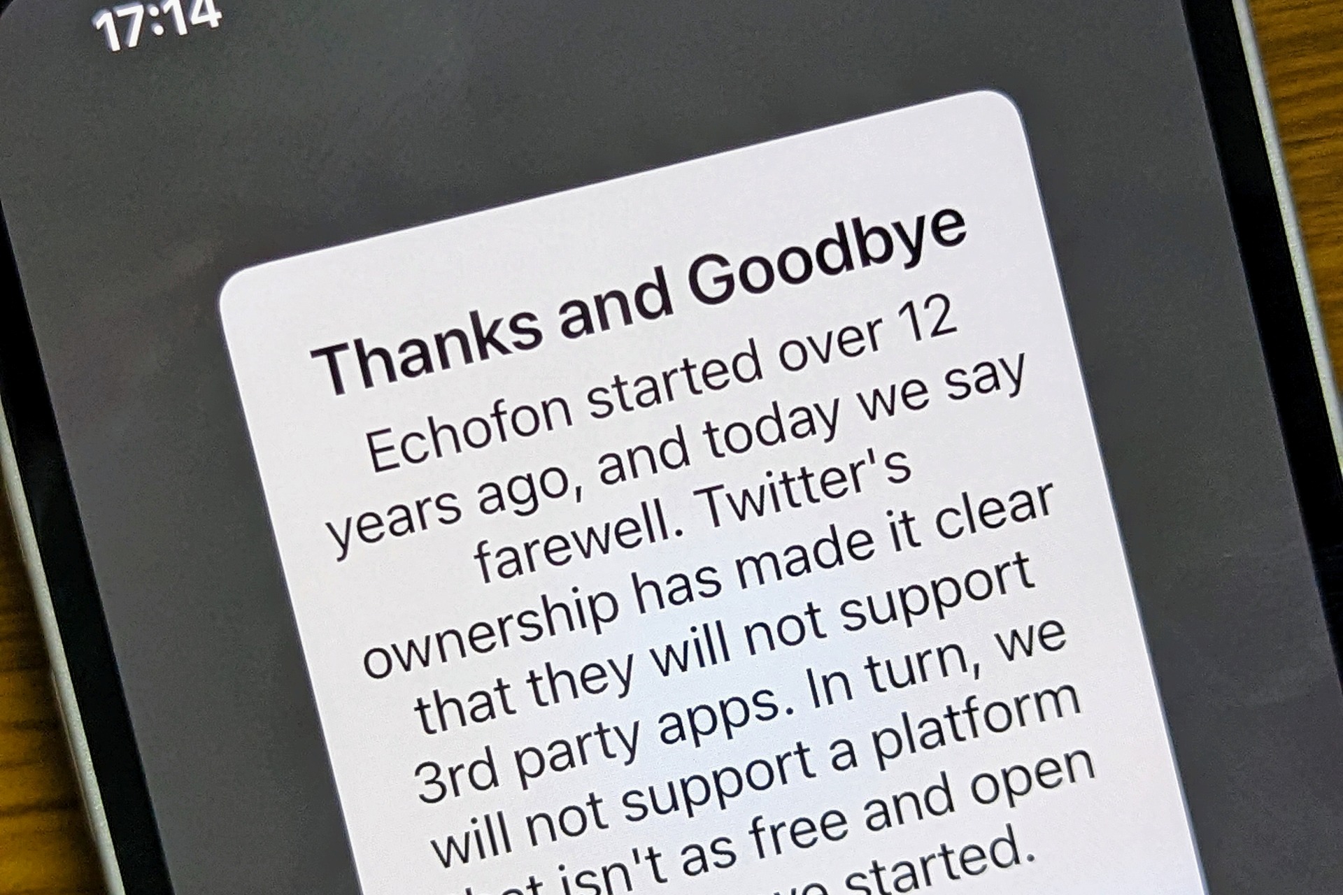 Echofonのサービス終了案内