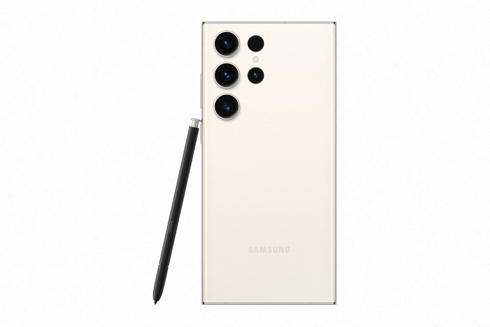 サムスンから「Galaxy S23 Ultra」、Sペン内蔵＆夜景に強い2億画素