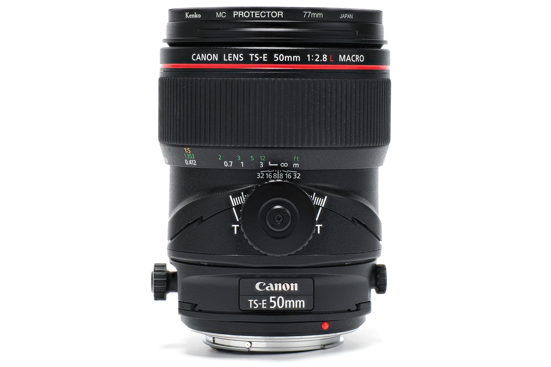 キヤノン「TS-E50mm F2.8L マクロ」をメインで使用中。最短撮影距離は27.3cmで「寄れるティルトレンズ」として衝撃的に使いやすい。実勢価格は30万円前後。