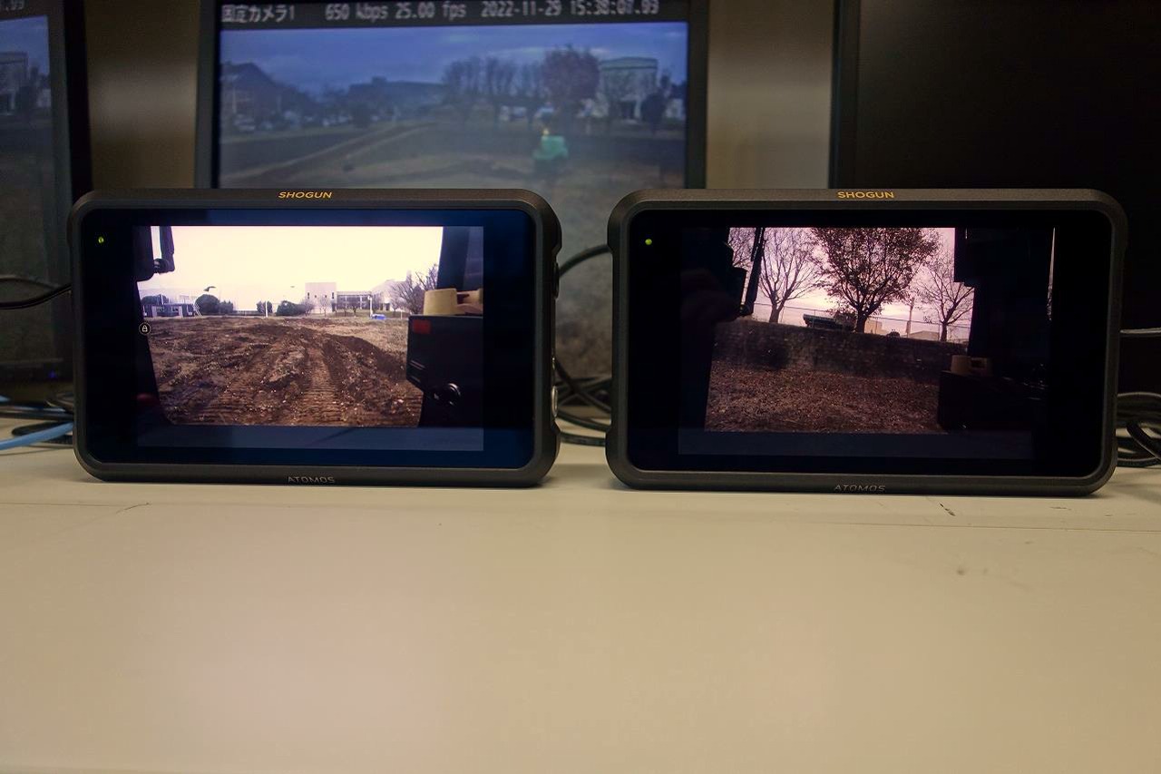 デコードされた車載4Kカメラ映像（建機2台分）