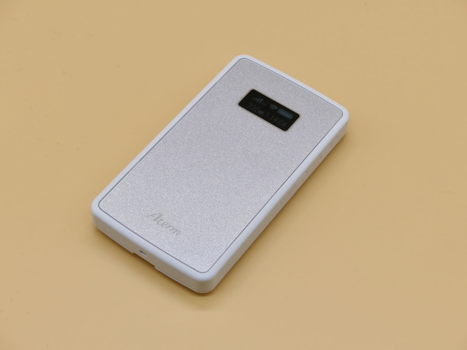 NEC製のモバイルWi-Fiルーター「Aterm MP02LN SA」がなんと30円で入手できる。