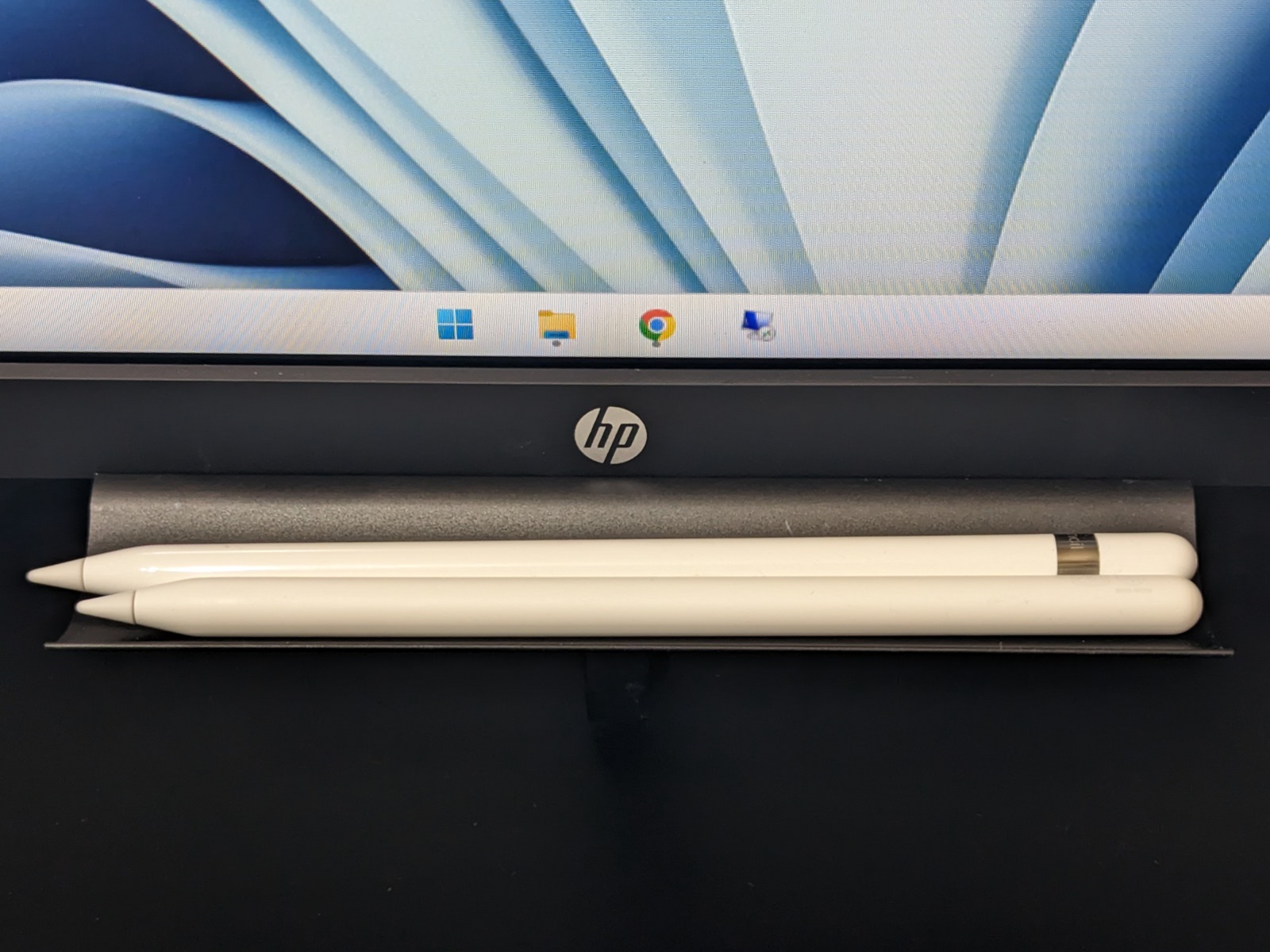 幅は約17cmということでApple Pencilとほぼ同じ