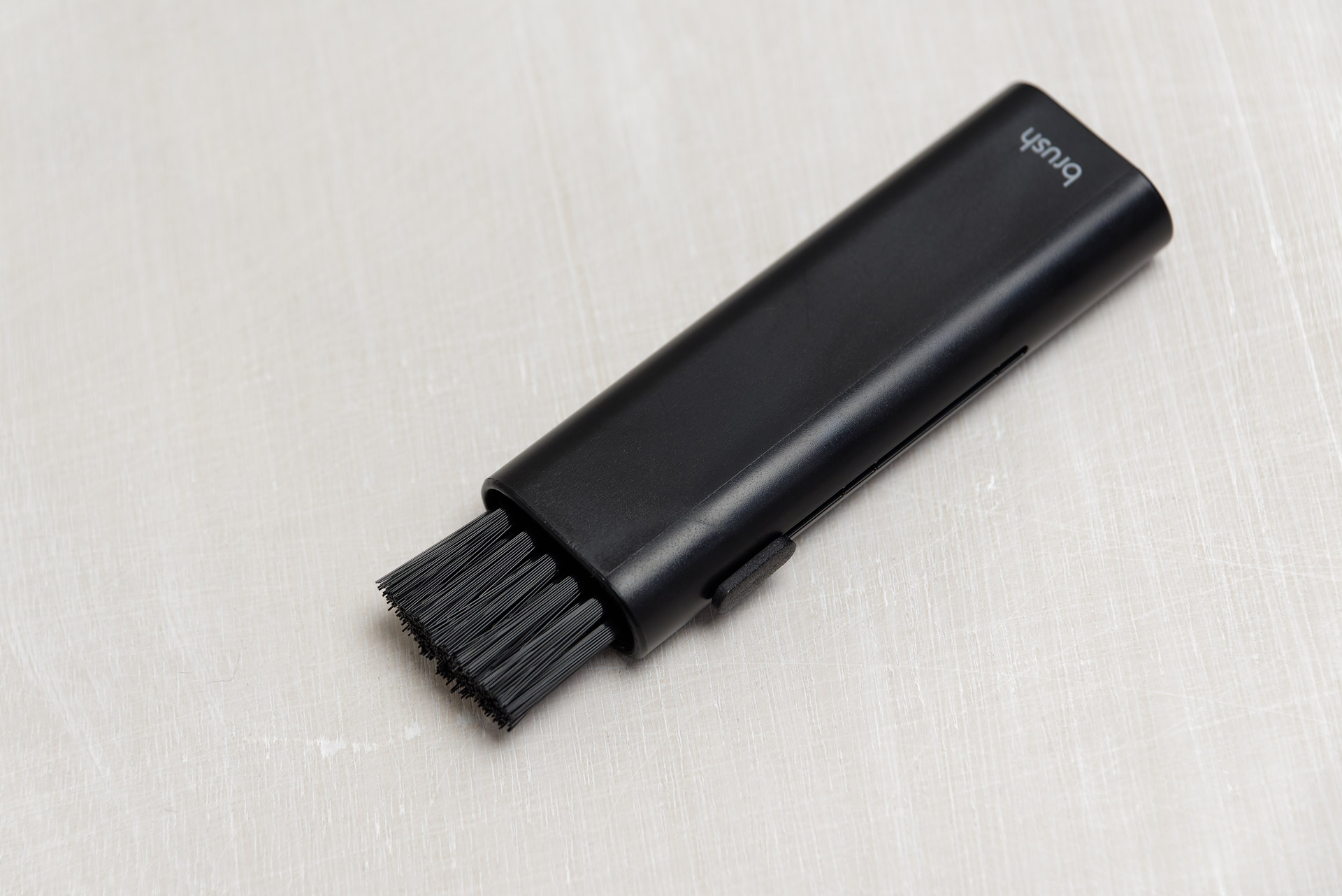 スライダーを上に動かすと硬めのブラシが出現