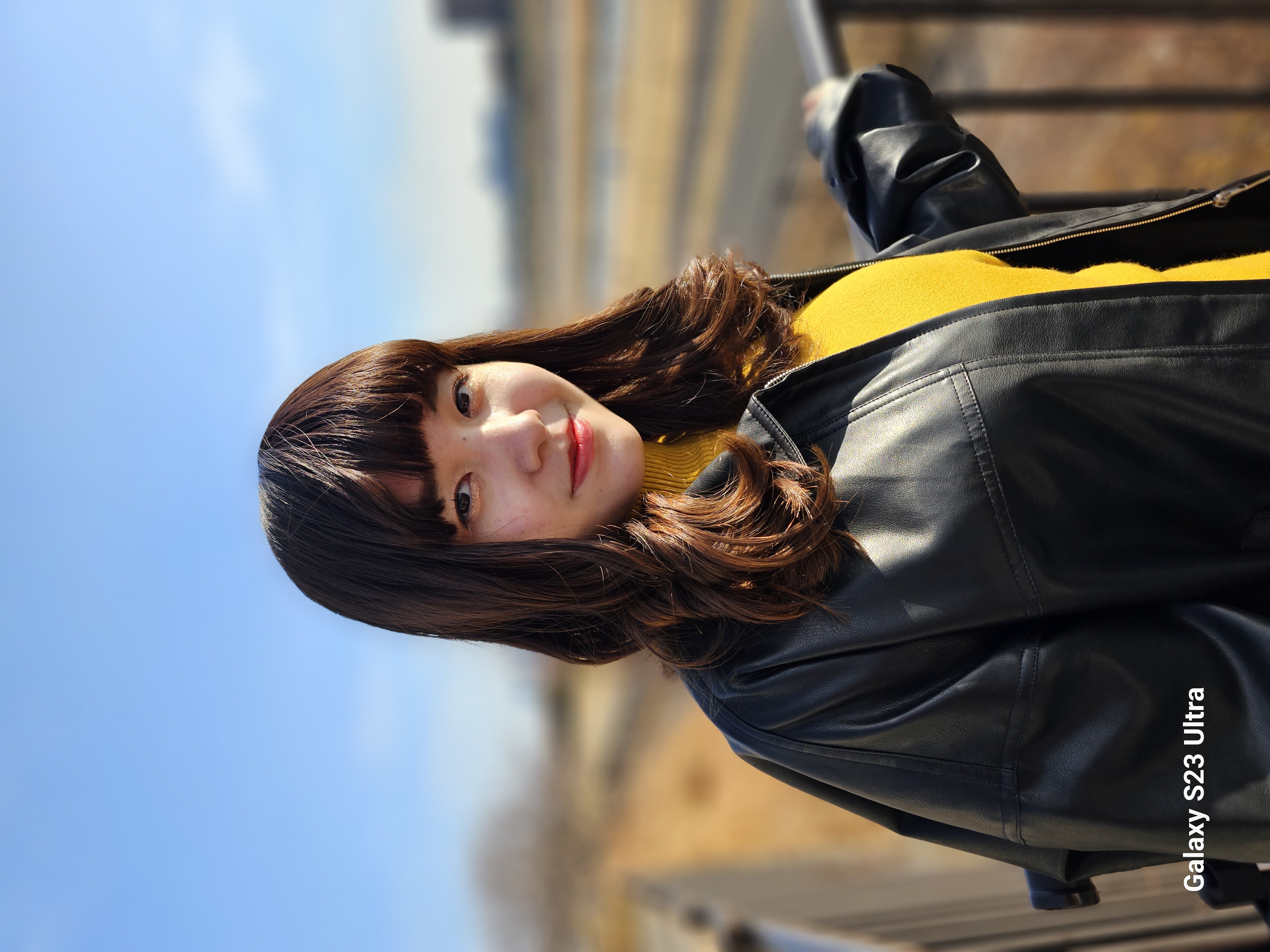 ポートレートで撮影。背景がボケて、人物が際立っている