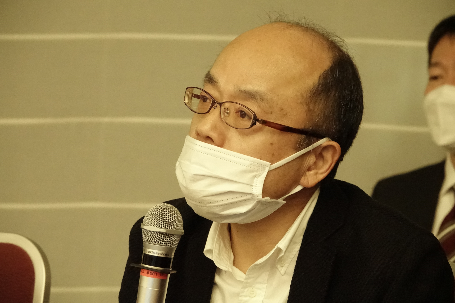 中村氏
