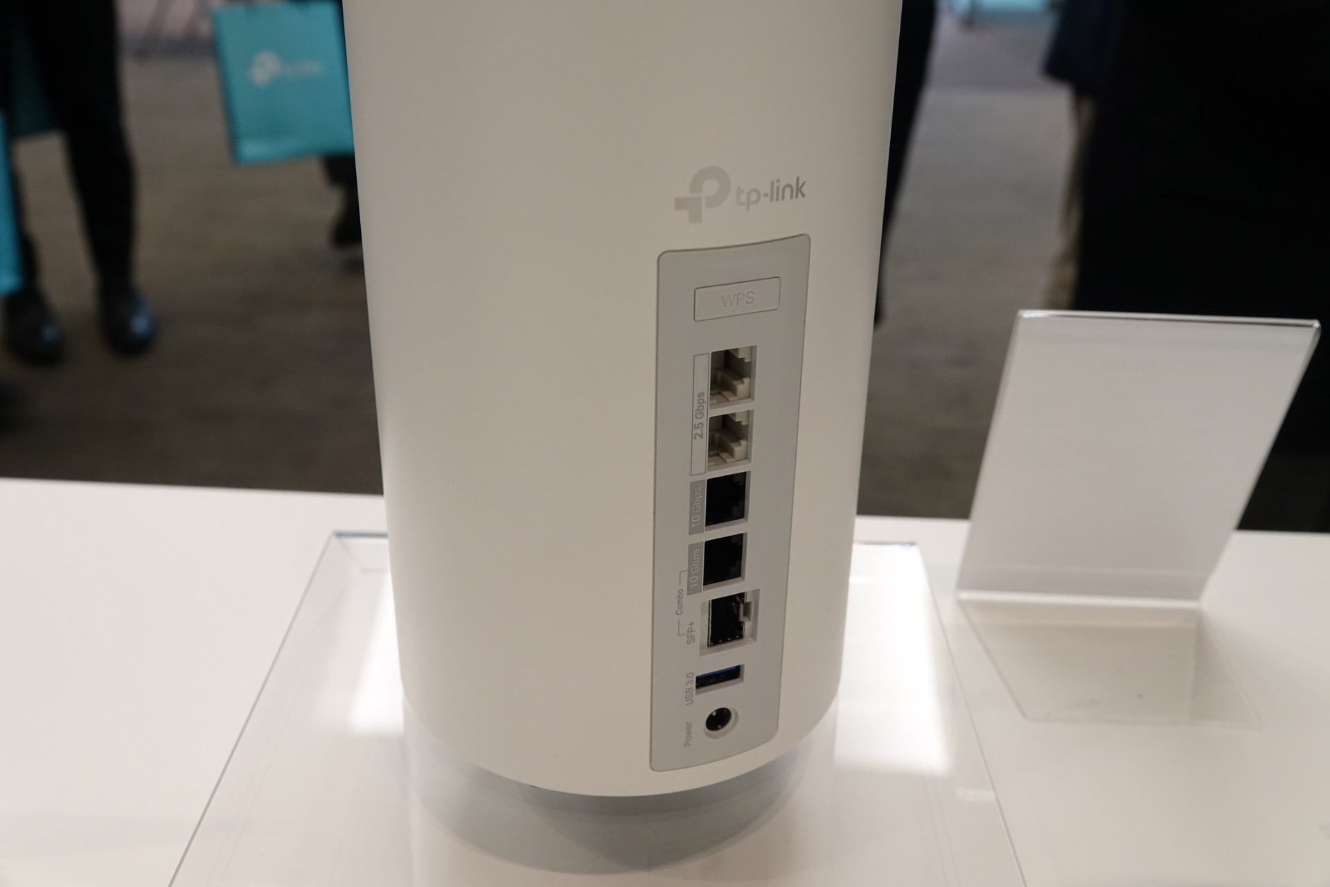 Deco BE85のポート類