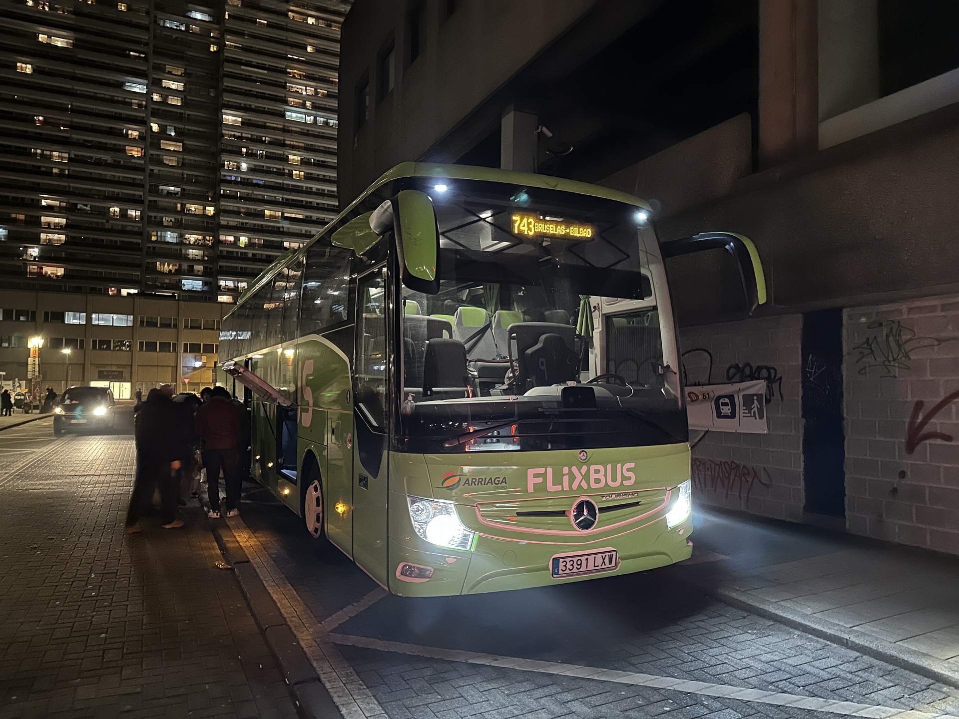 39ヶ国、約3000の目的地をつなぐ欧州の長距離バスFlixBus