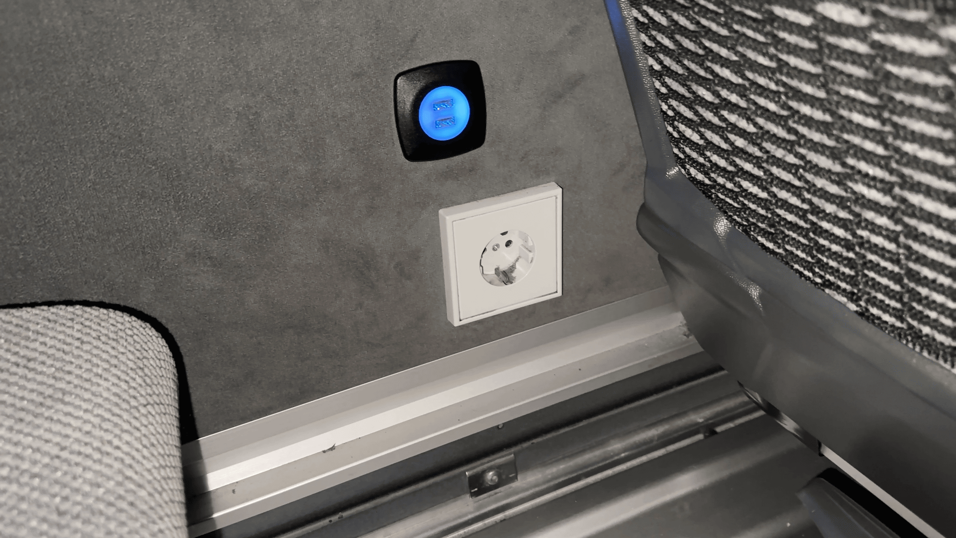 USBポートはすべてのバスで使えたのでスマートフォンの充電はできた