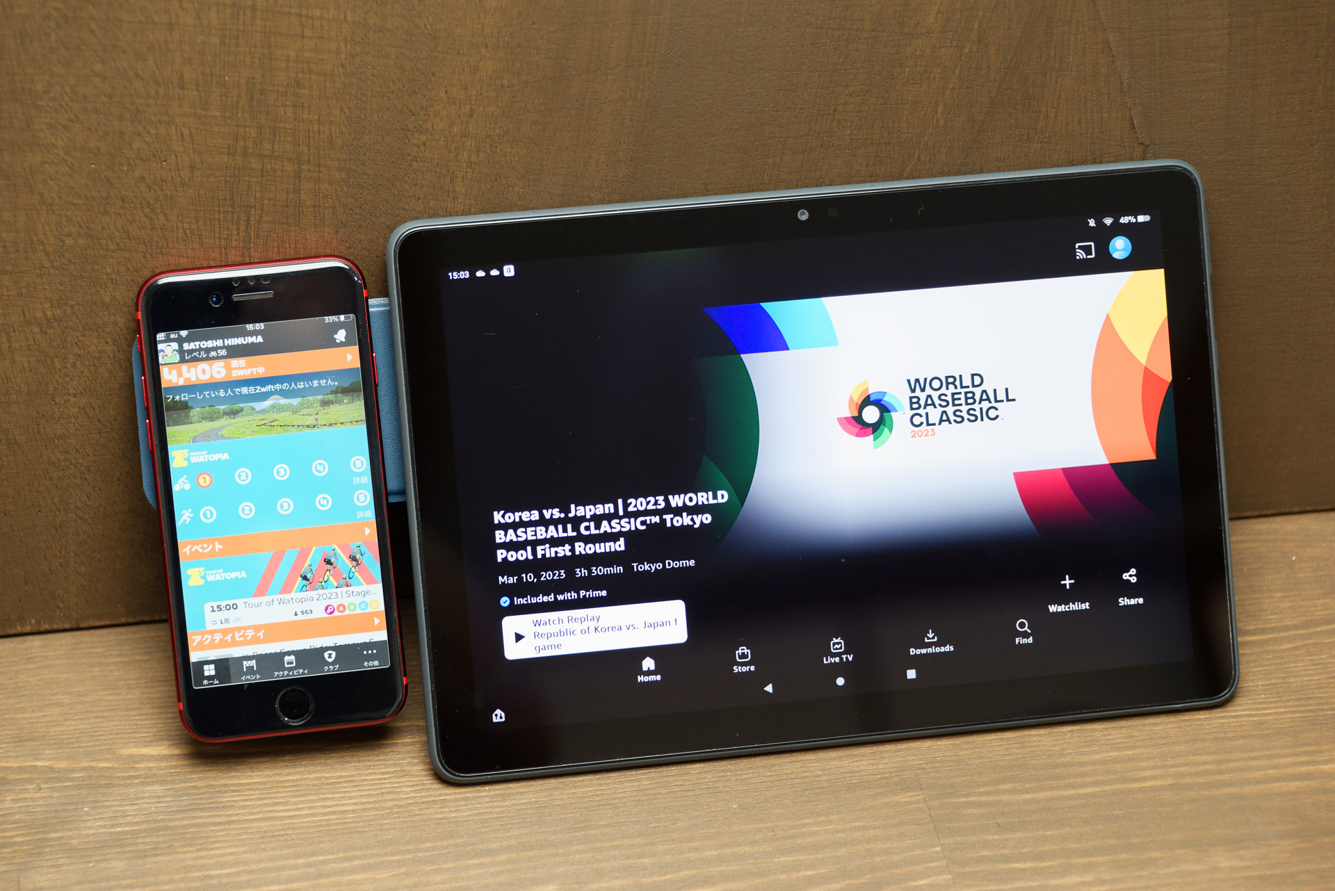 ノートPCやタブレットと一緒にスマホを使えるようにするMOFTのスマホマウント