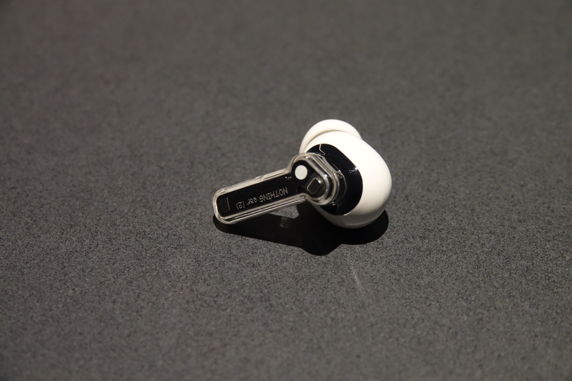 左からEar (stick)、Ear (2)、Ear (1)