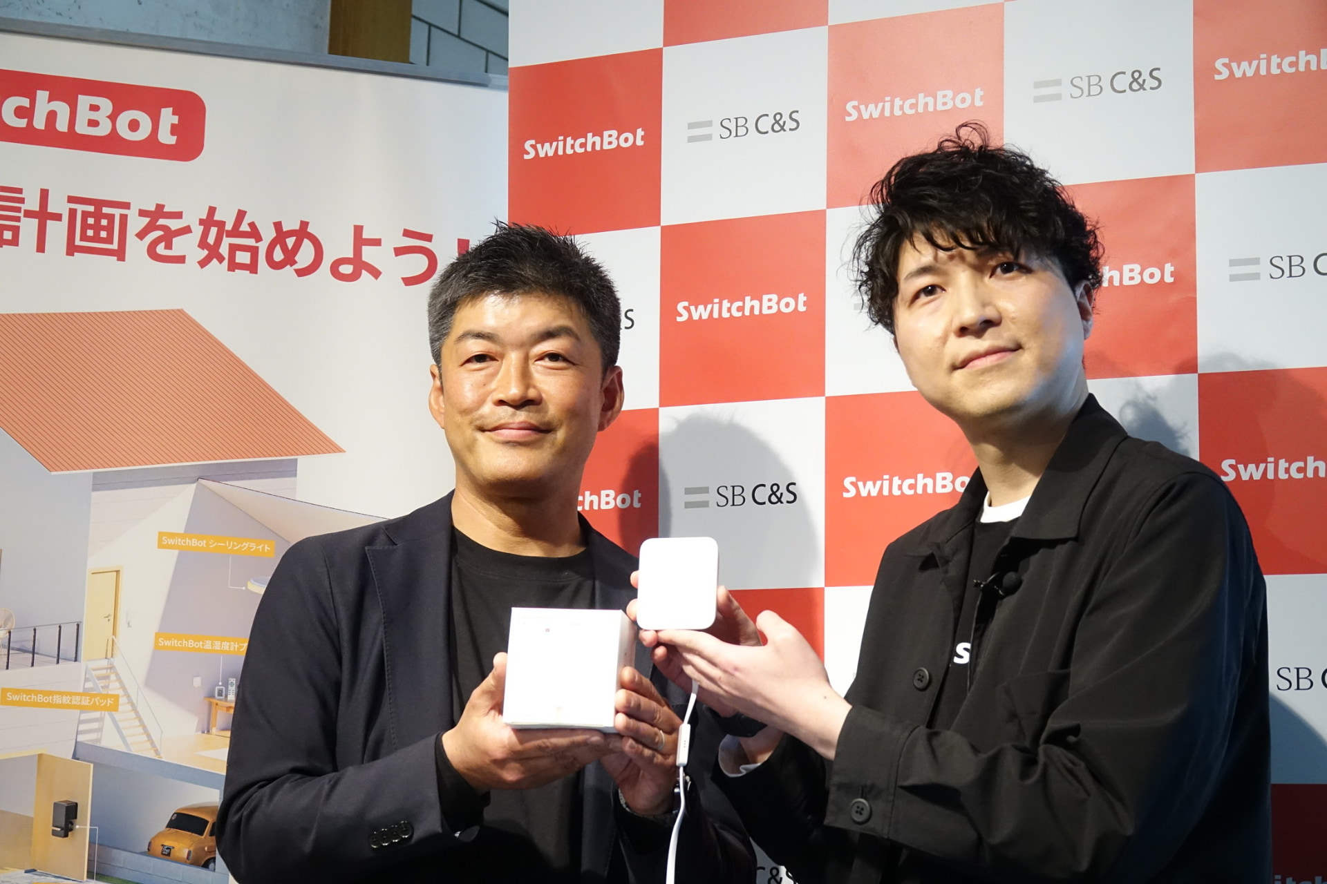 左＝SB C＆S 酒井氏。右＝スイッチボット 北島氏
