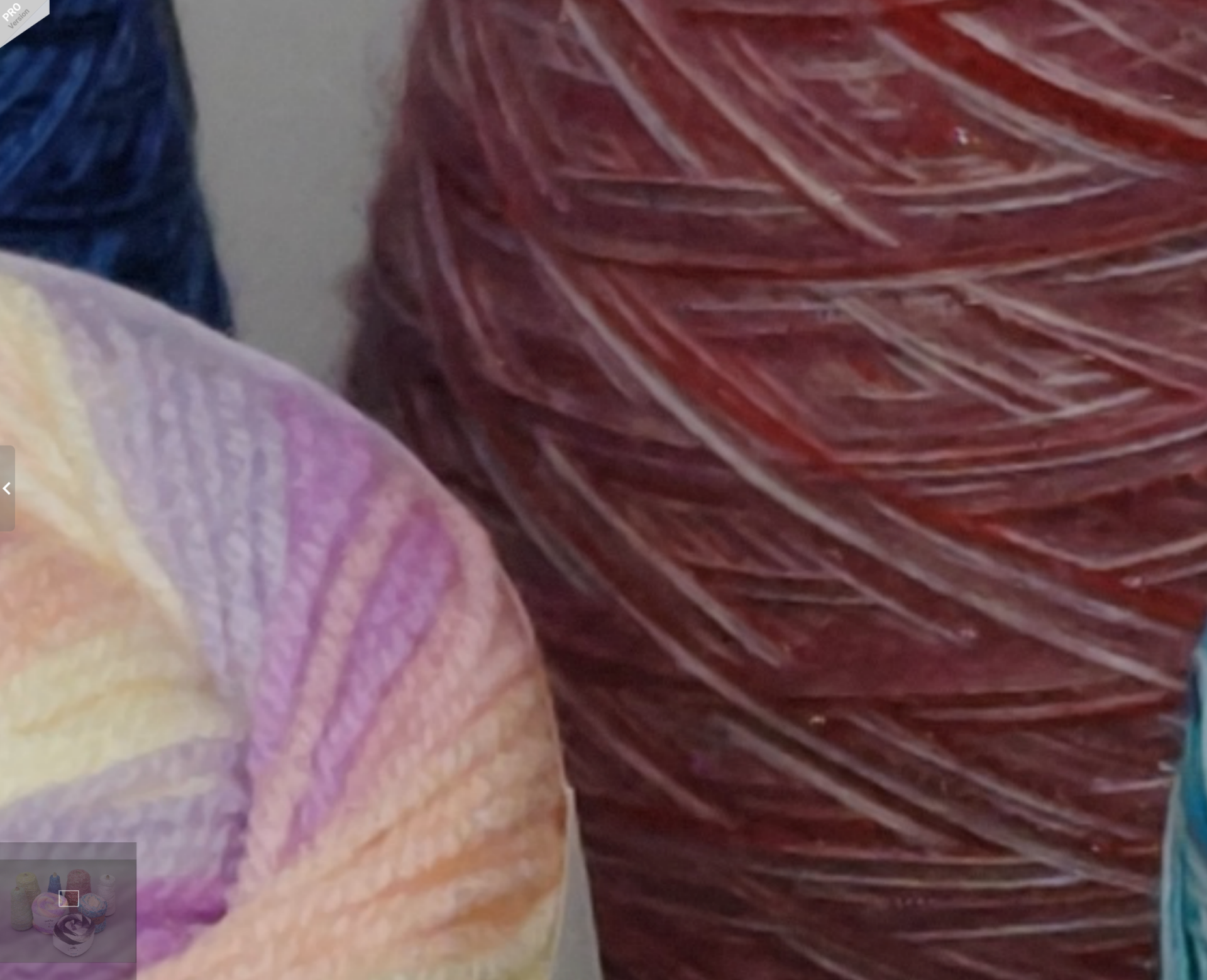 AQUOS R7で撮影した先ほどの写真を2倍表示したもの。毛糸のふわふわとした質感はそのままだ