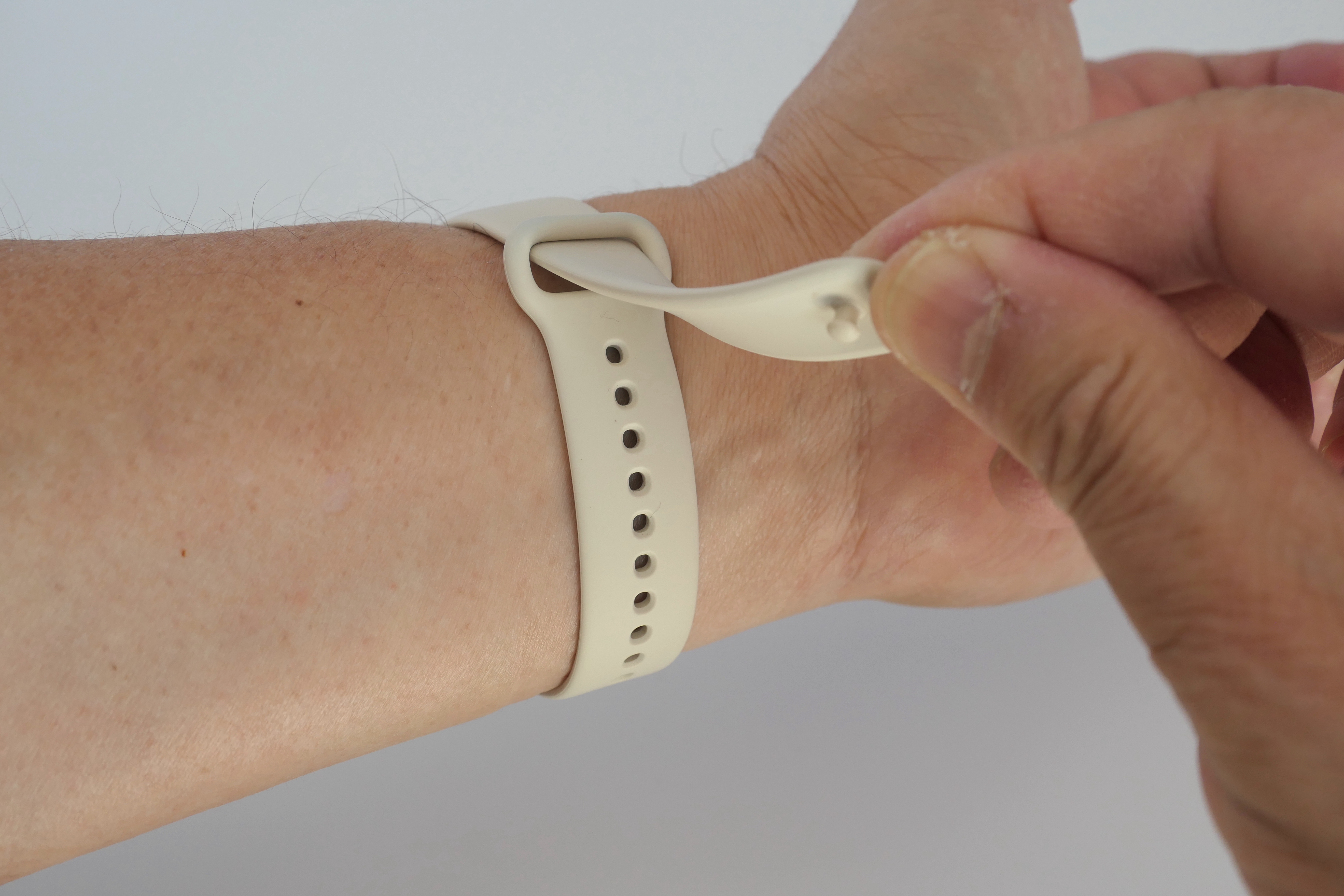 ゆり様2点新品 箱凹み★Xiaomi Redmi Smart Band Pro アイボリーホワイト Xiaomi Smart Band 8 pro バンド シャオミ