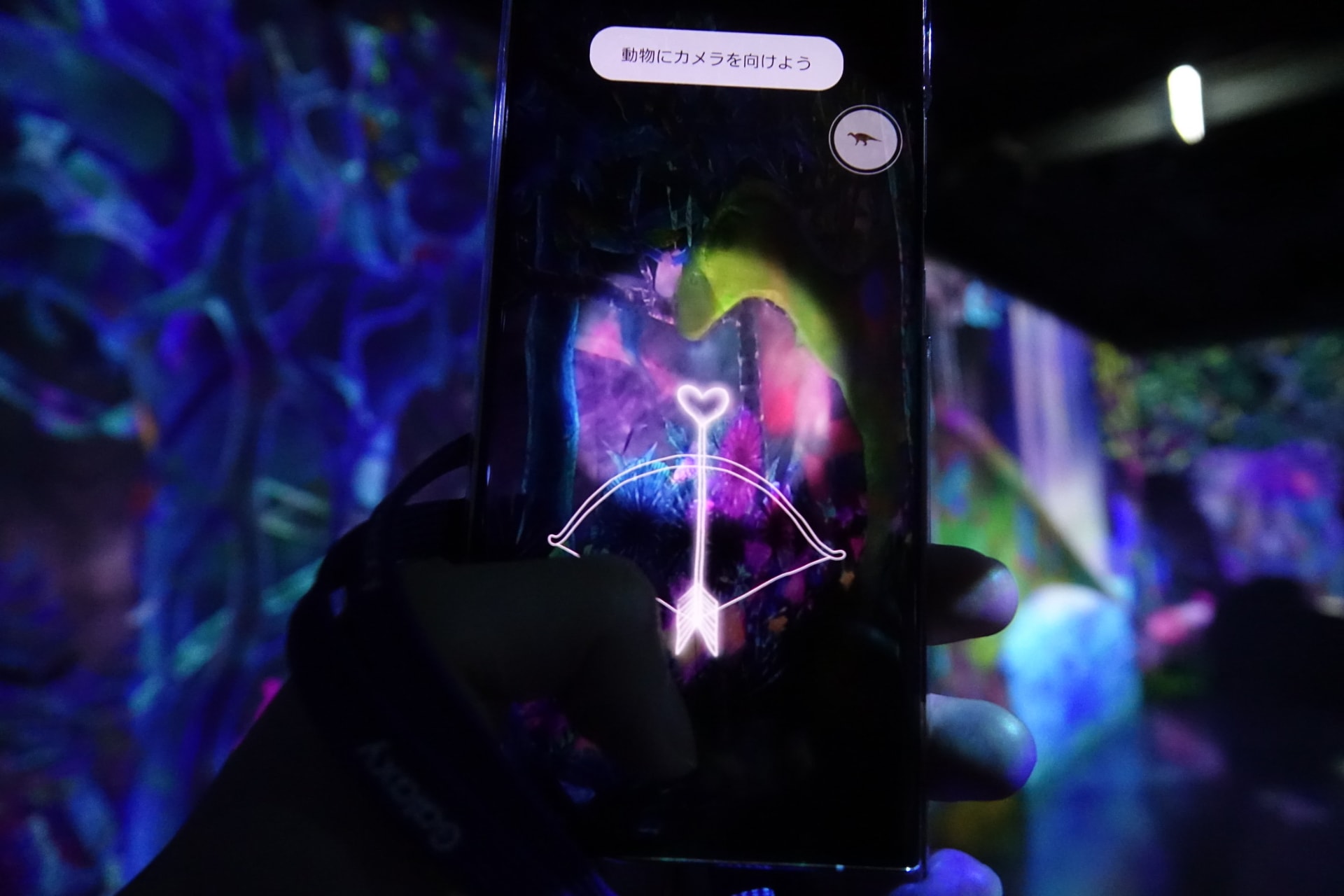 弓をひくと発射できる。恐竜は大きいためそんなに細かく狙いをつける必要はなさそうだ