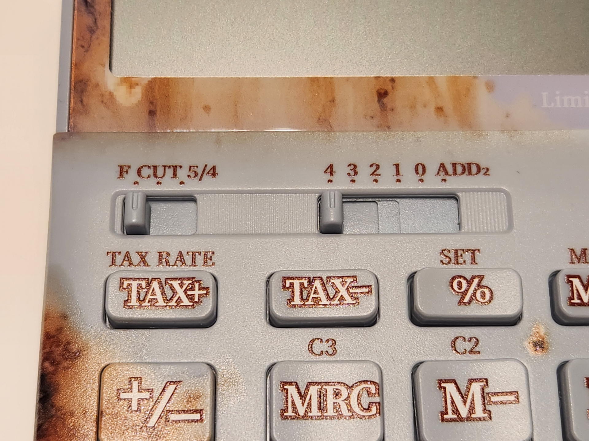 切り捨て切り上げ四捨五入のラウンドセレクターも小数点セレクターもごく一般的