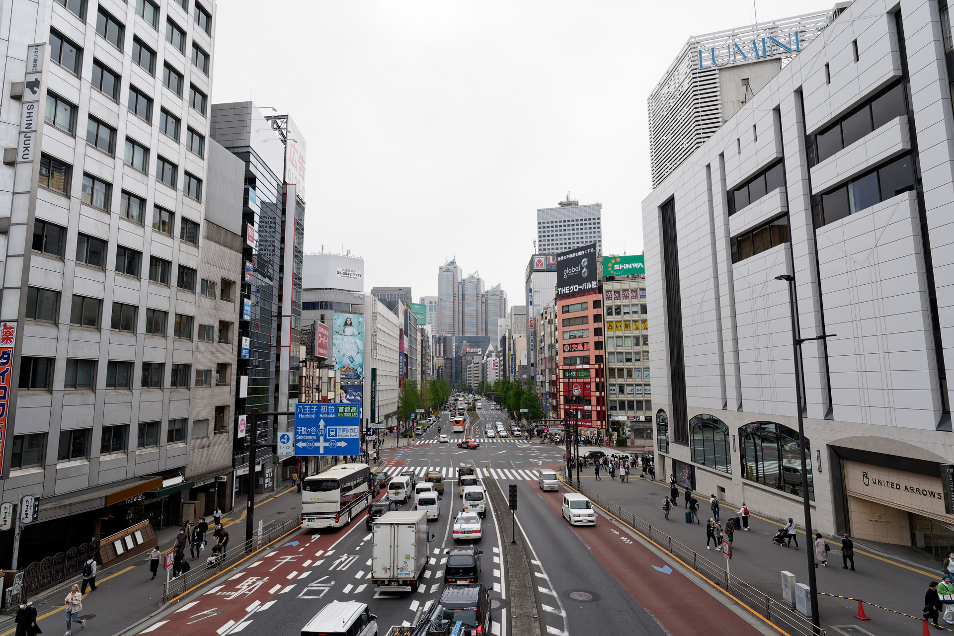 作例1：α7 III（SEL2070G）