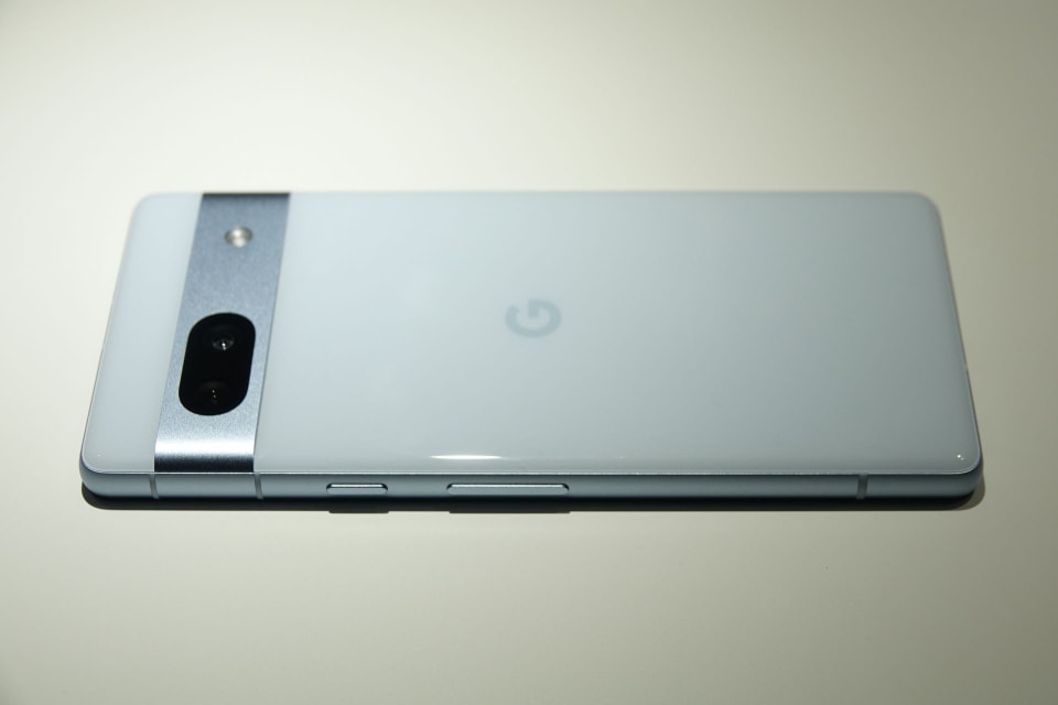 Google Pixel 7a」発表、「Tensor G2」や8倍の超解像ズーム - ケータイ
