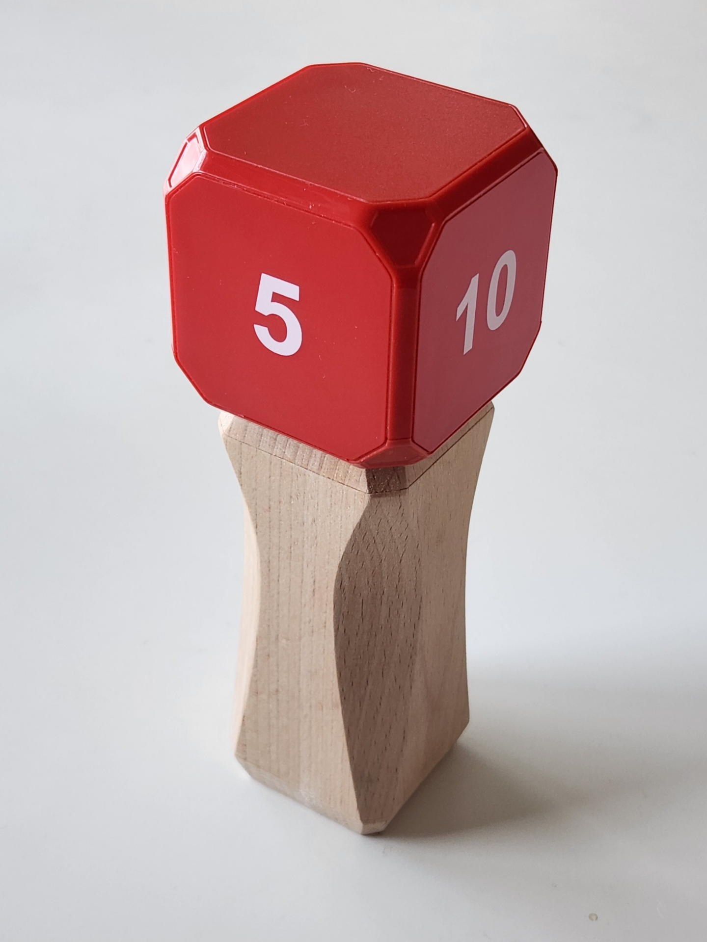 筆者が長年愛用しているTime Cubeとは楽しいコンビになりそうだ